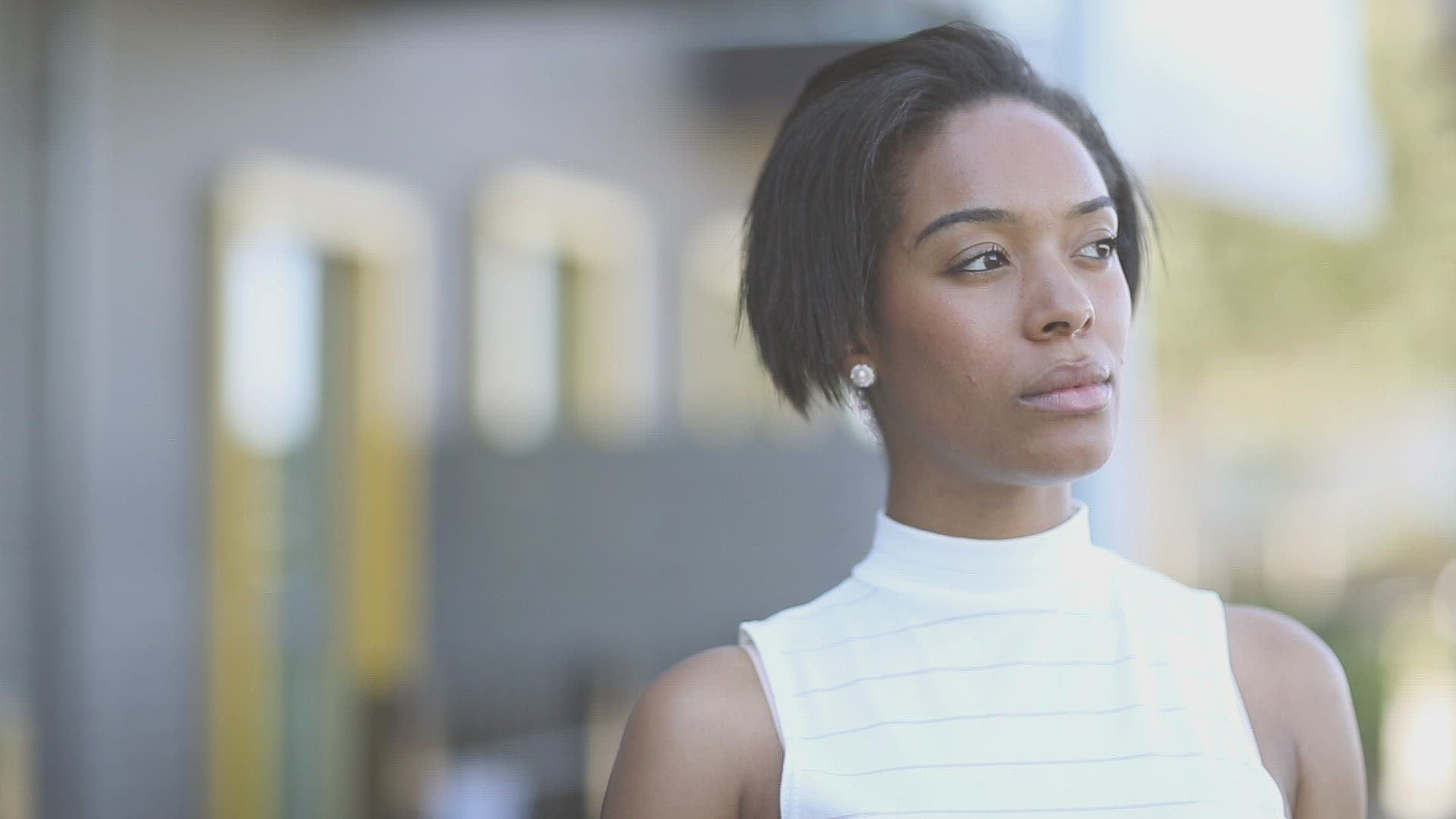 703320258 / African-American Ethnicity / Woman