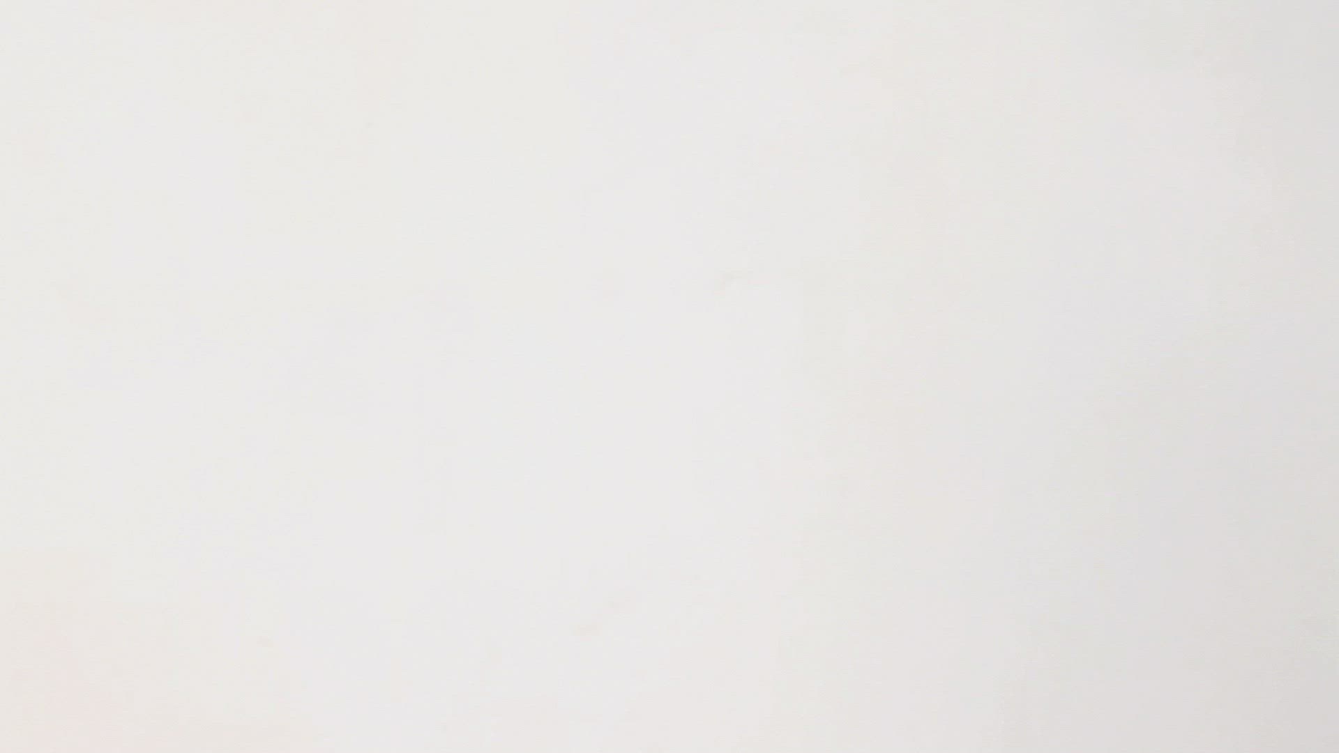 135676429 / Woman / Beauty / Lifestyle