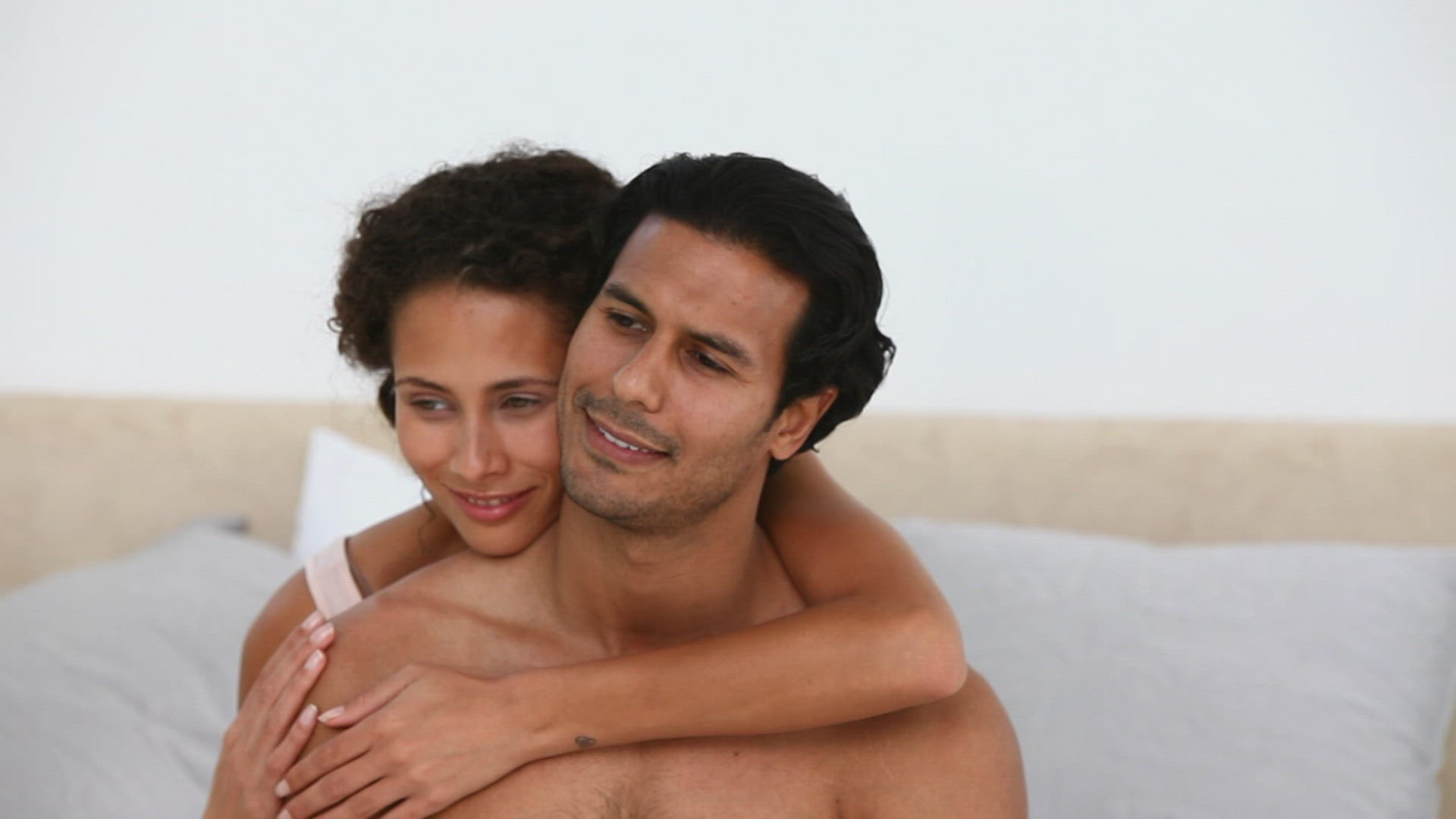 840423233 / Couple / Bonding / Bedroom