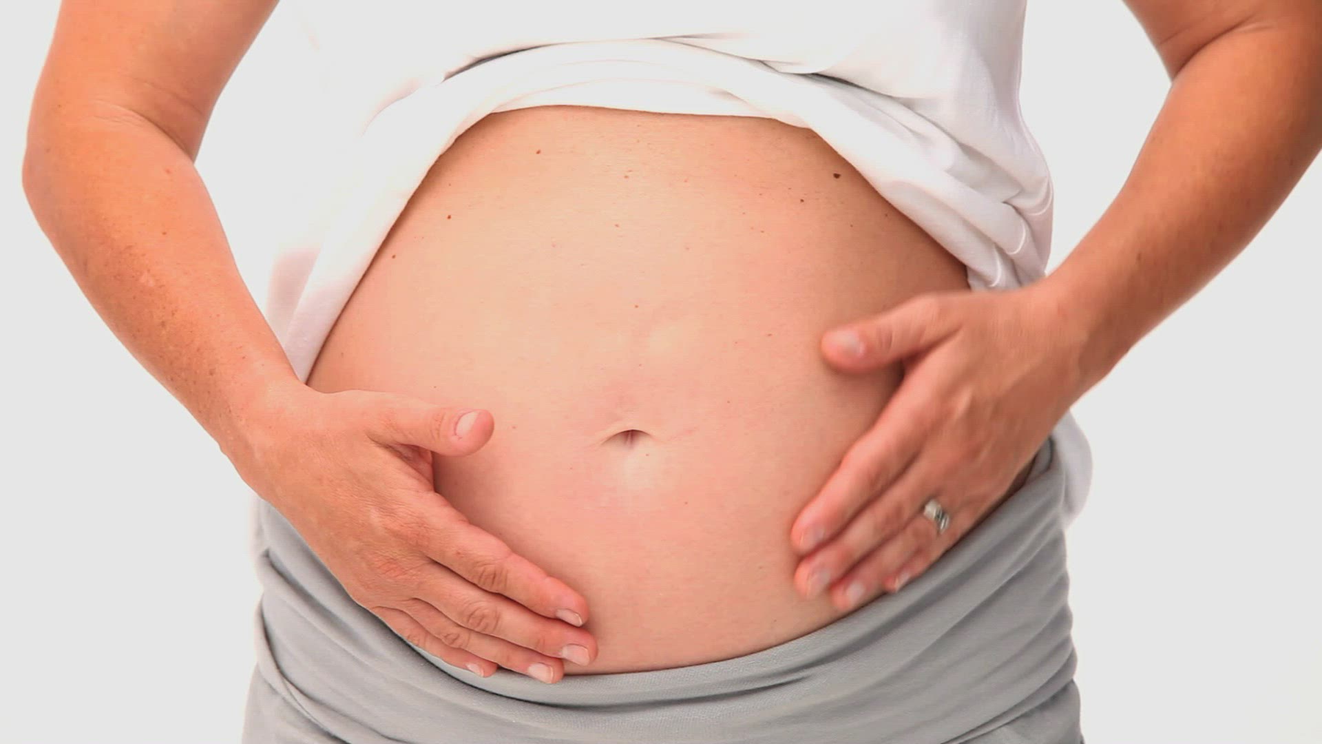 412249072 / Woman / Pregnancy / Expectation