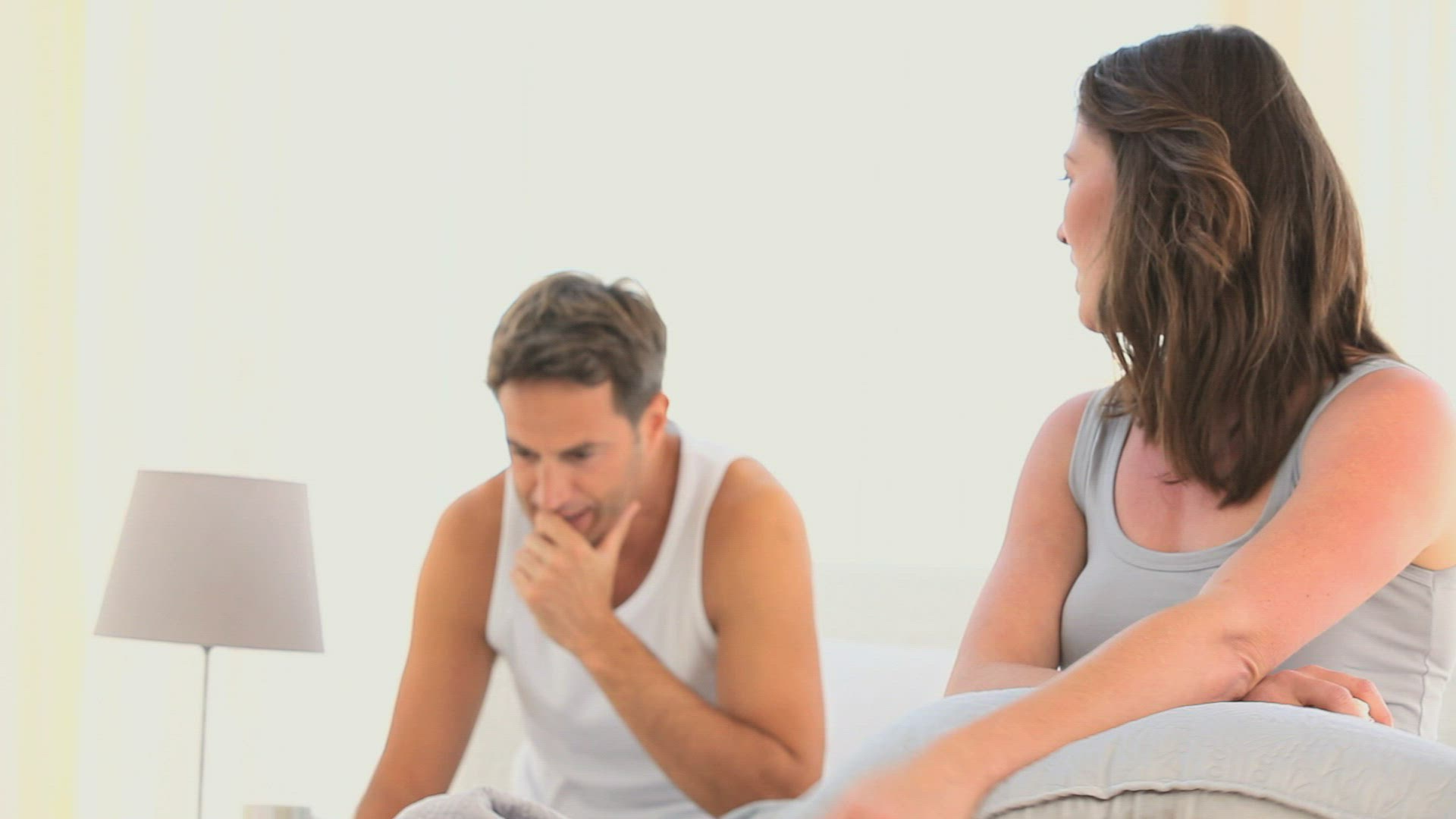 998391757 / Couple / Problem / Bedroom