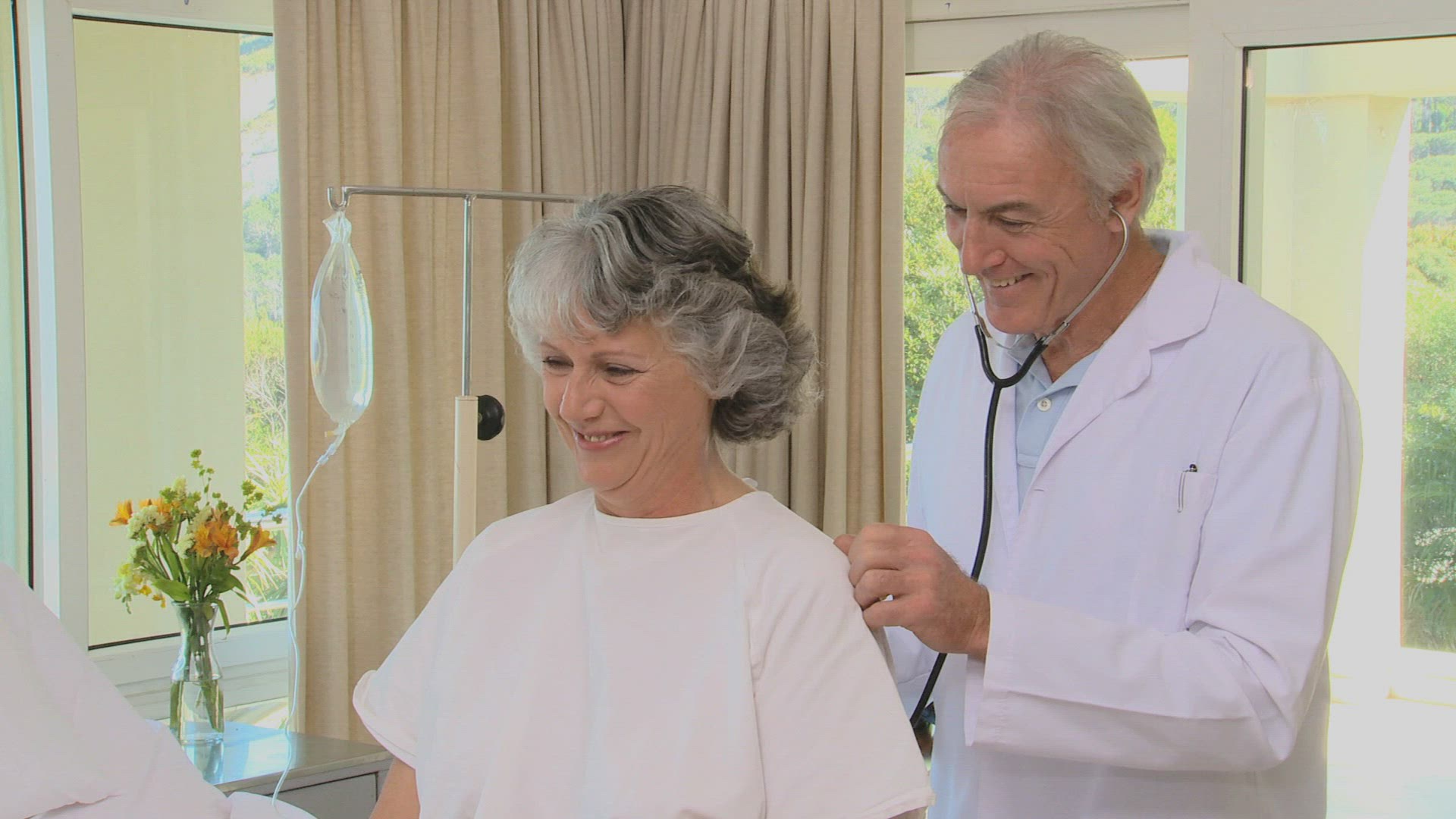 285371331 / Doctor / Treatment / Patient / Seniors