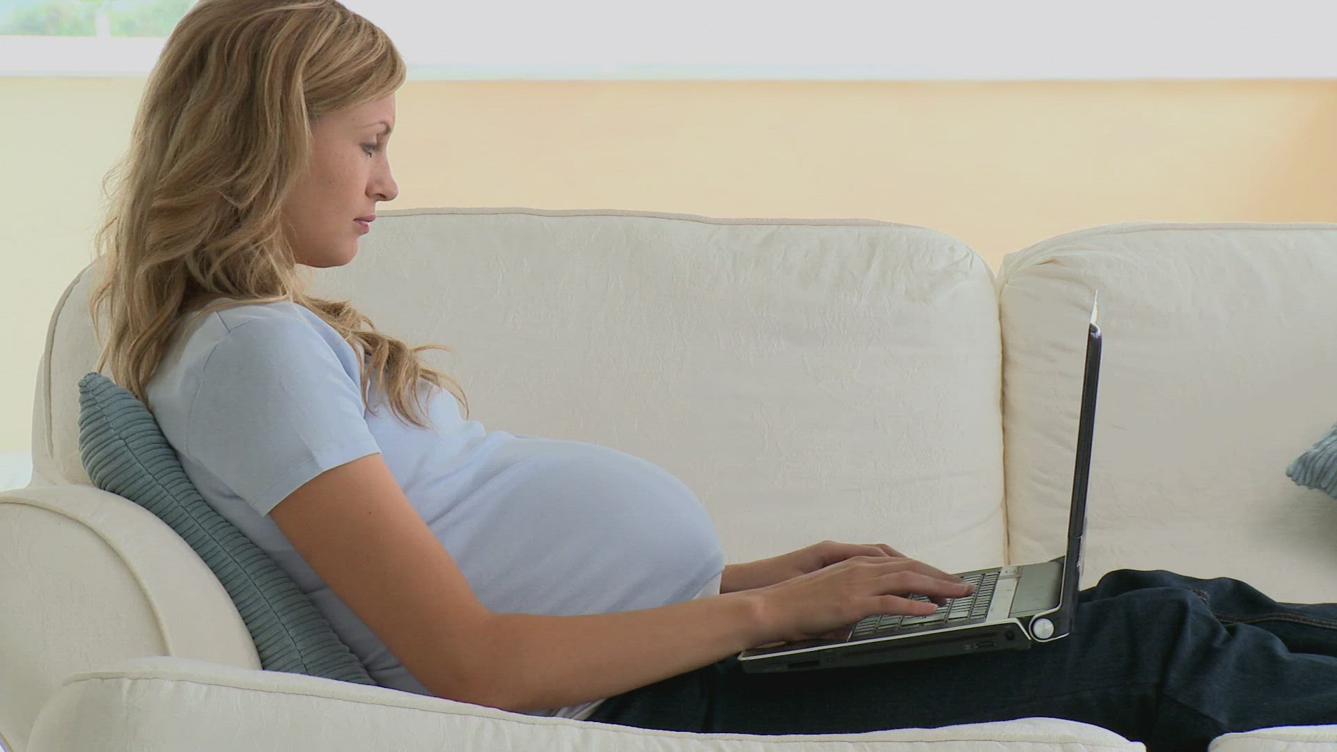 925244402 / Woman / Pregnancy / Expectation