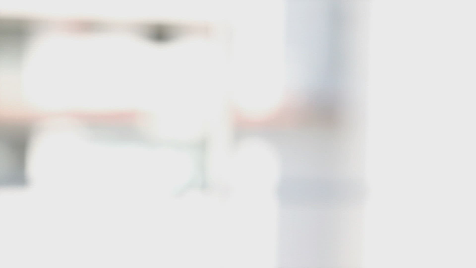 521477148 / Business People / Handshake