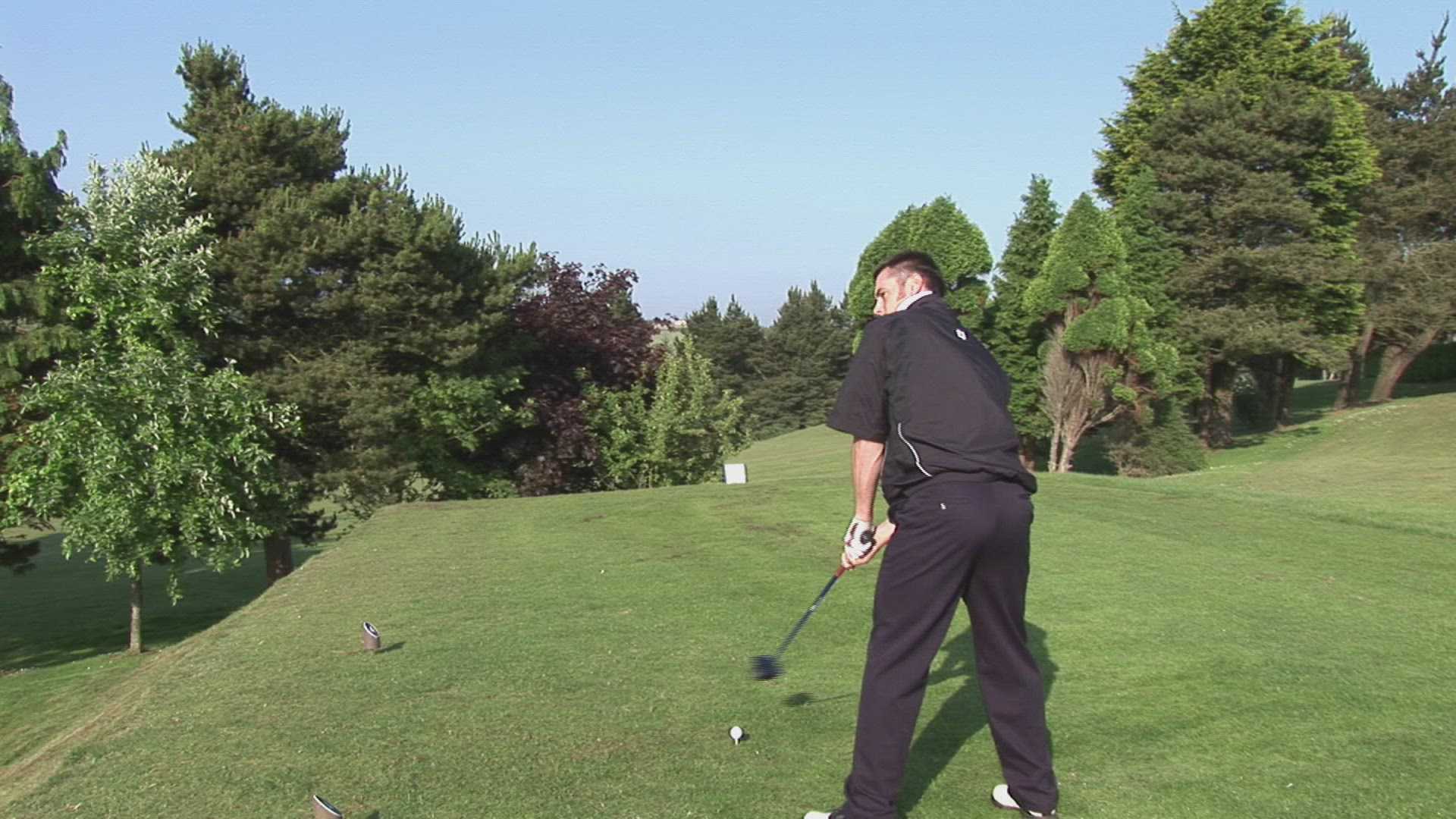370223313 / Golf Player / Golf Course / Ireland