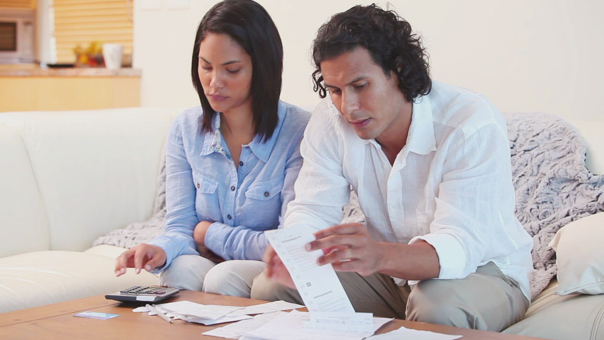 453394341 / Couple / Paperwork / Worry