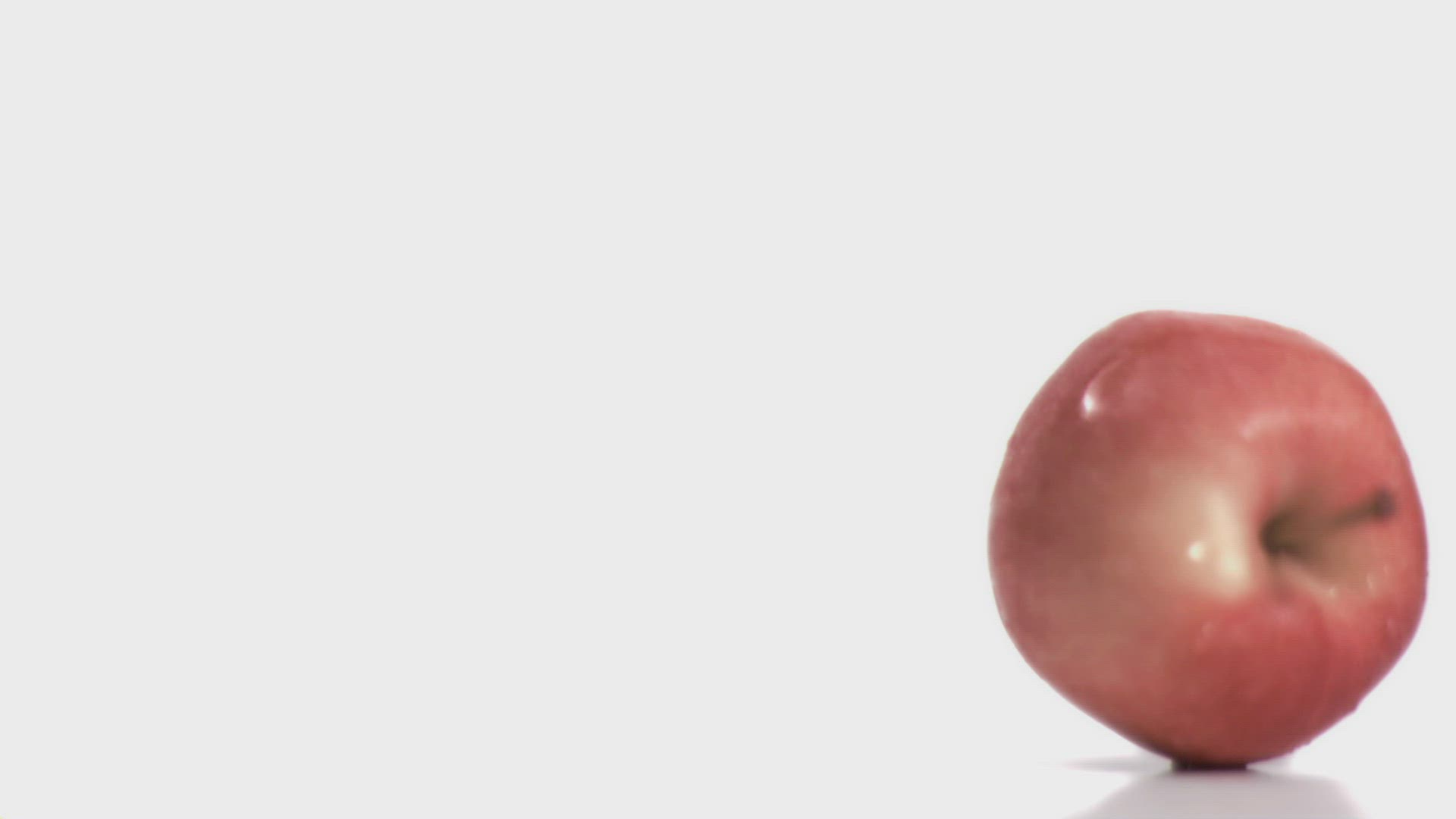 177448833 / Rotating / Apple / Cleanliness