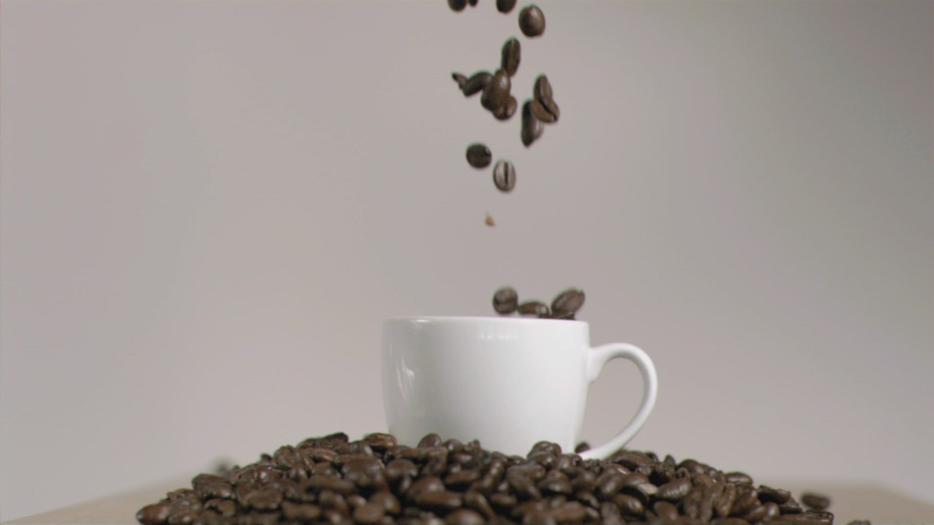 139252513 / Falling / Mug / Drinking vessels