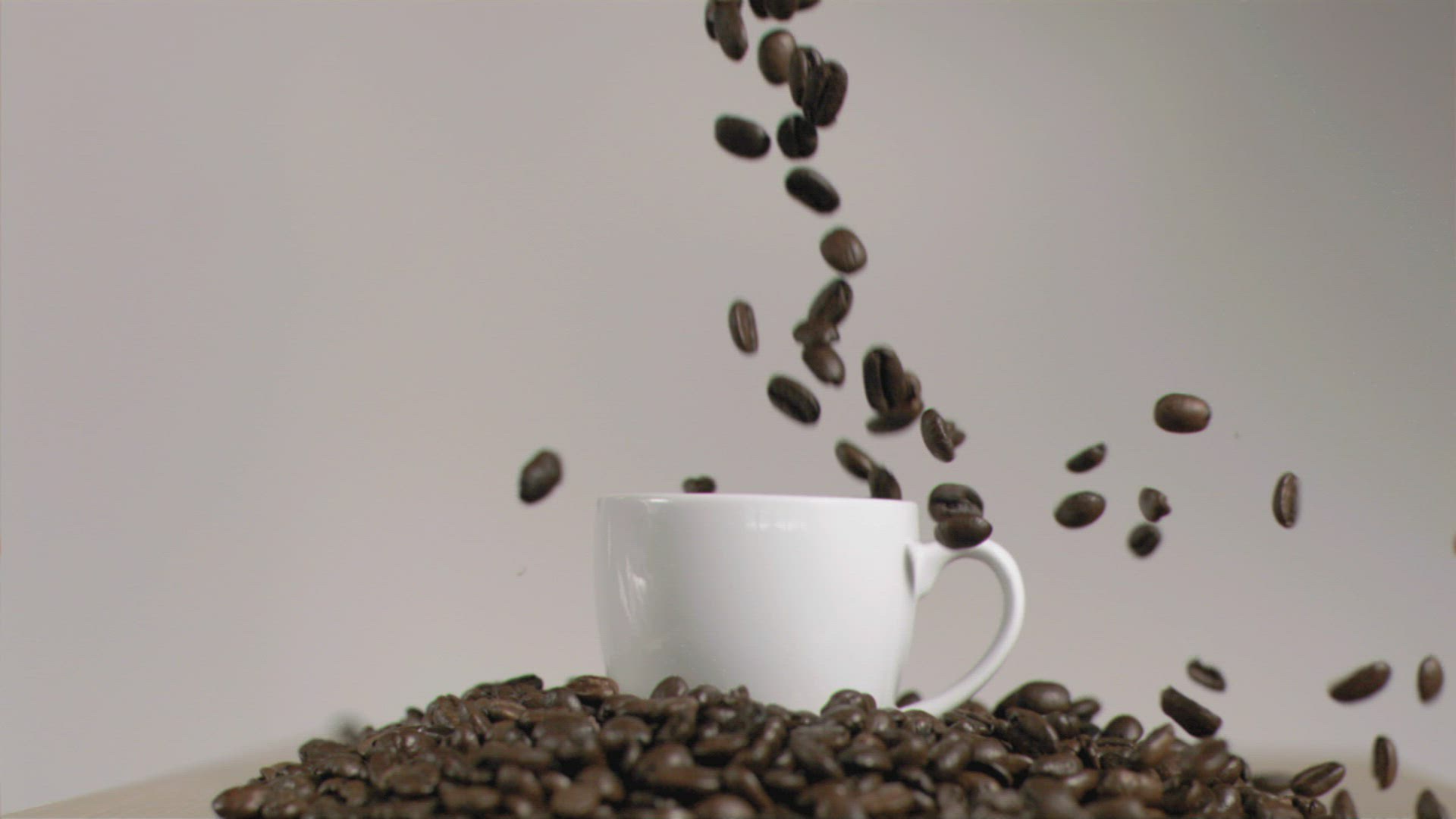 919581995 / Falling / Mug / Drinking vessels