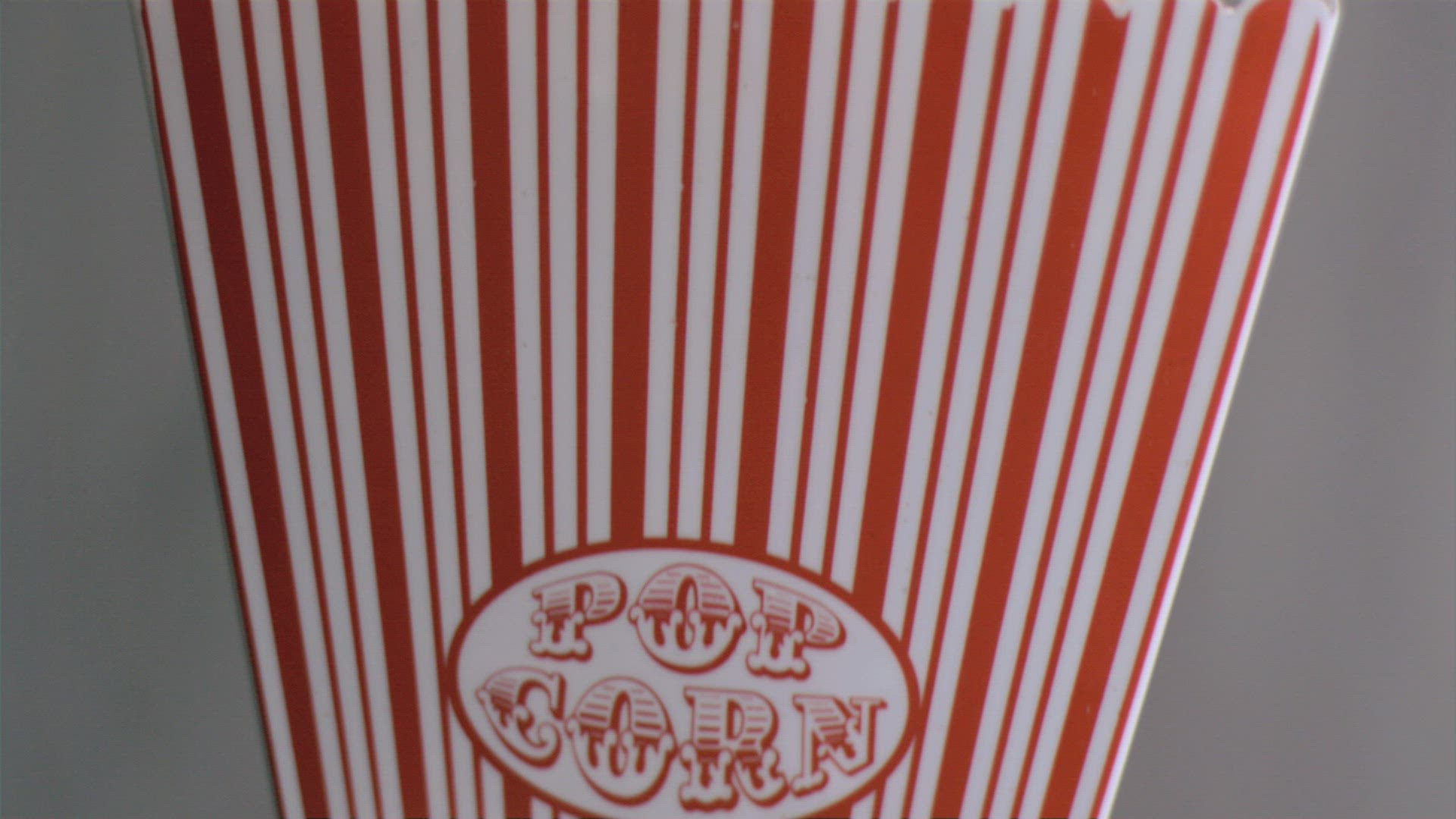 653884915 / Falling / Text / 3D Glasses