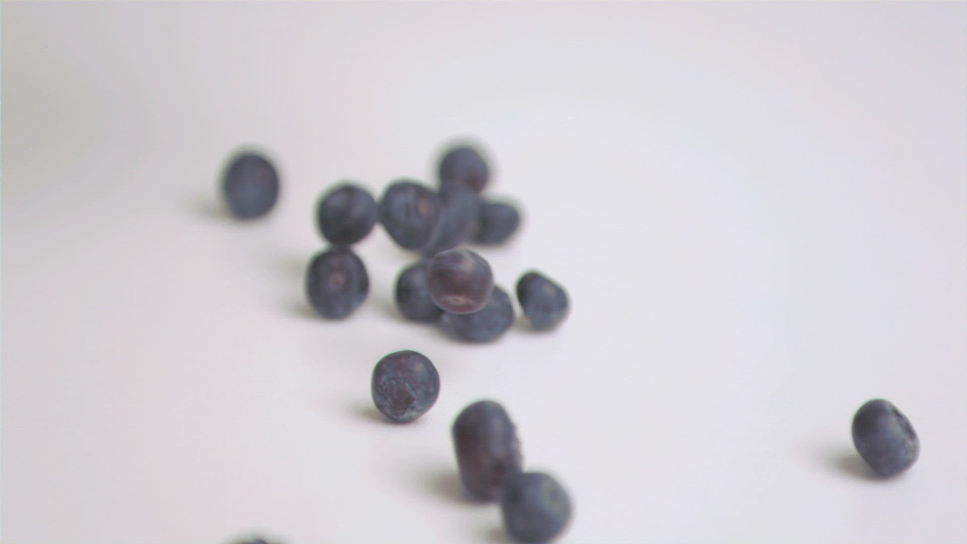 888615666 / Blue Berry / Rolling / Food