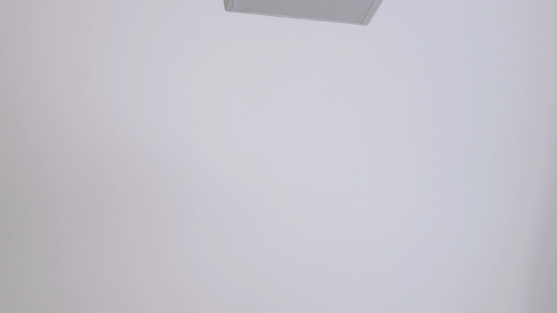 775947466 / Pattern / Falling / Striped