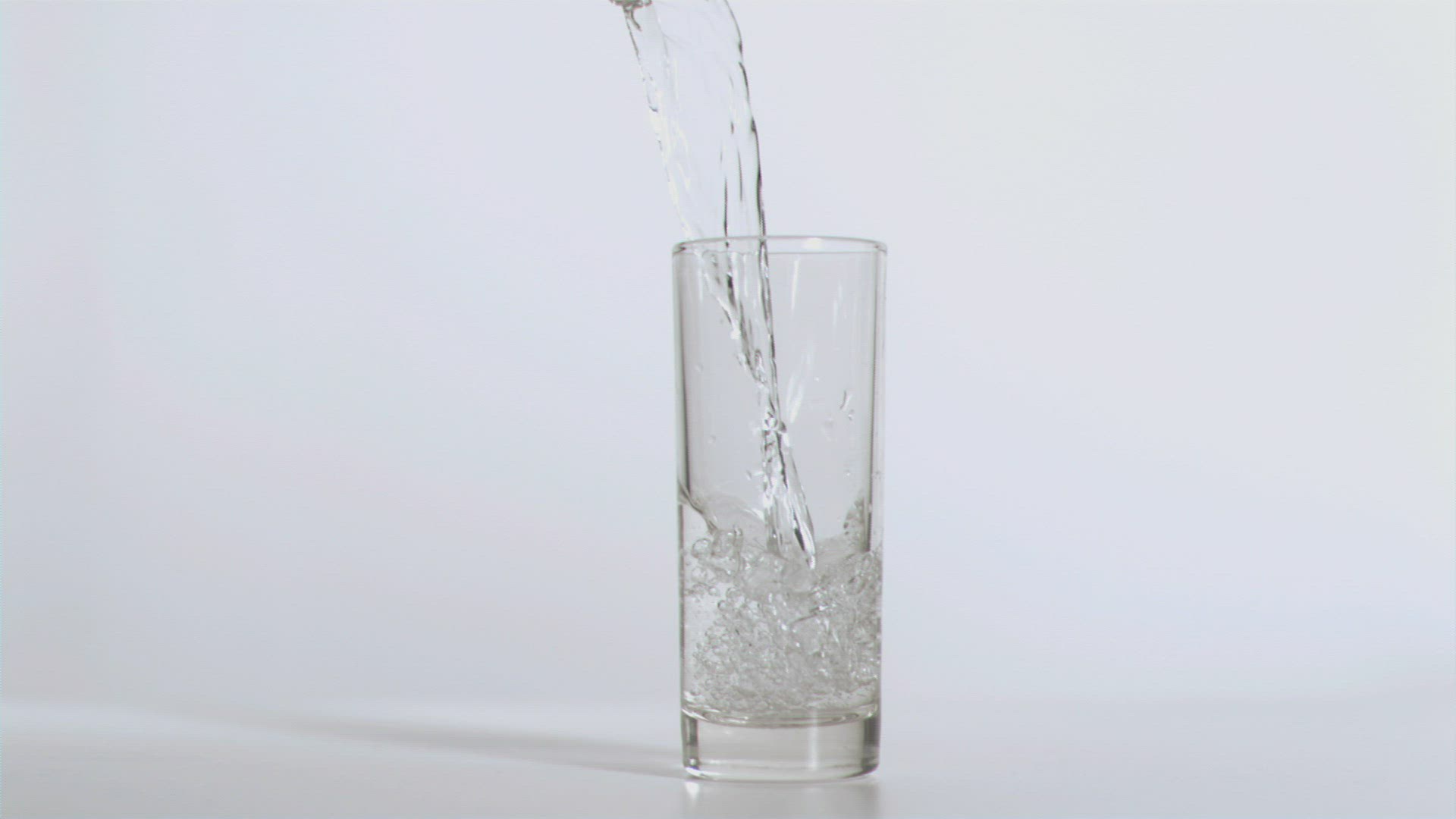 901485441 / Pouring In / Pouring Out / Pouring