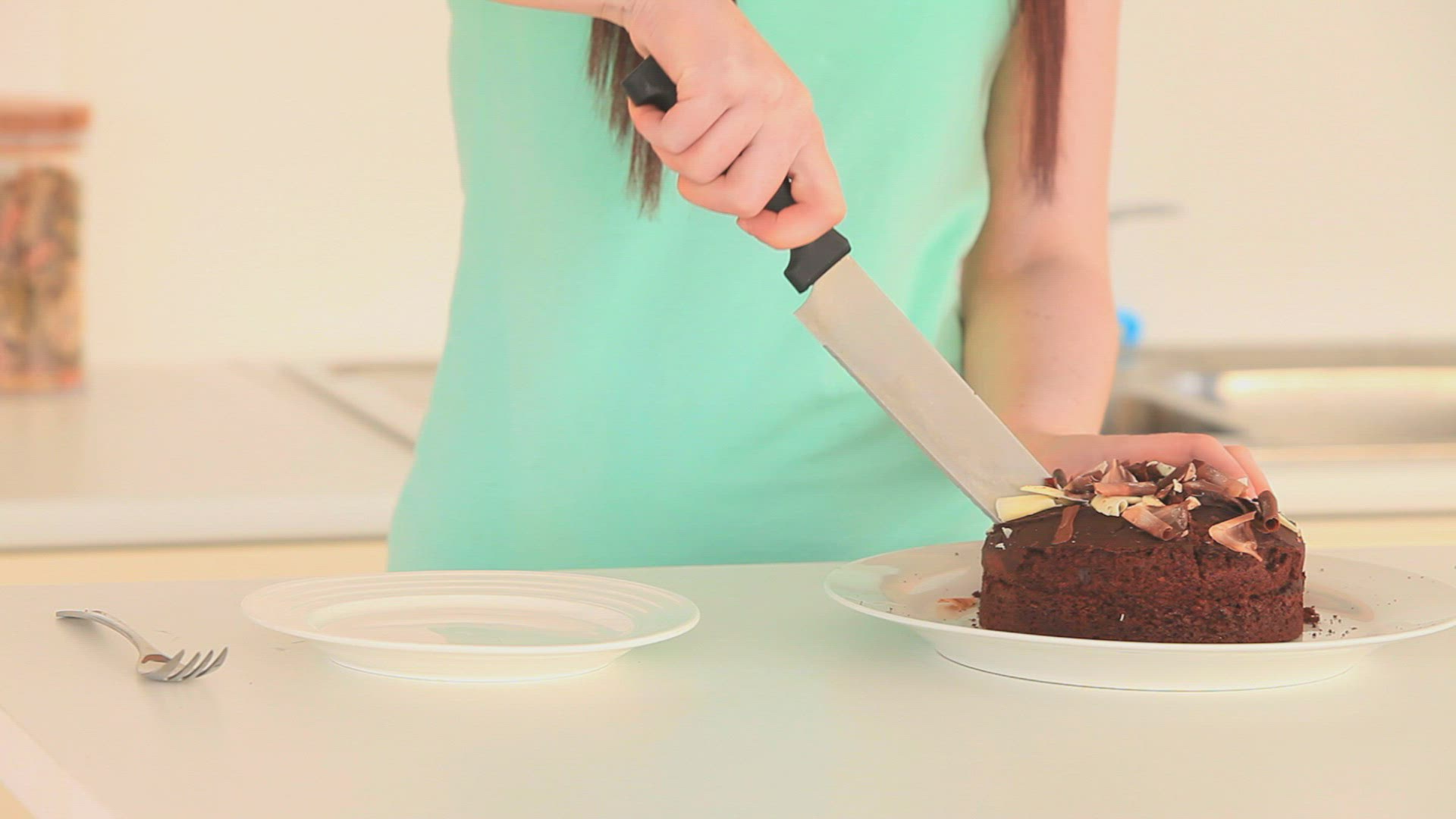 131194918 / Woman / Cake / Eating