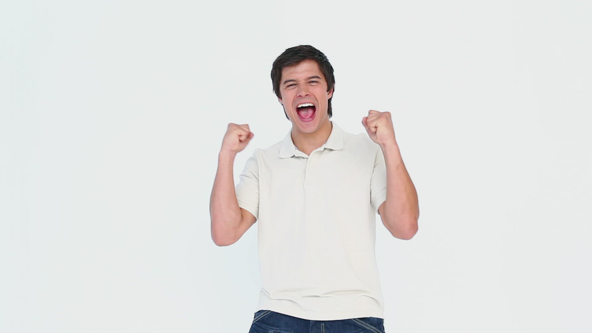 963079941 / Dark-haired / Looking / Partying