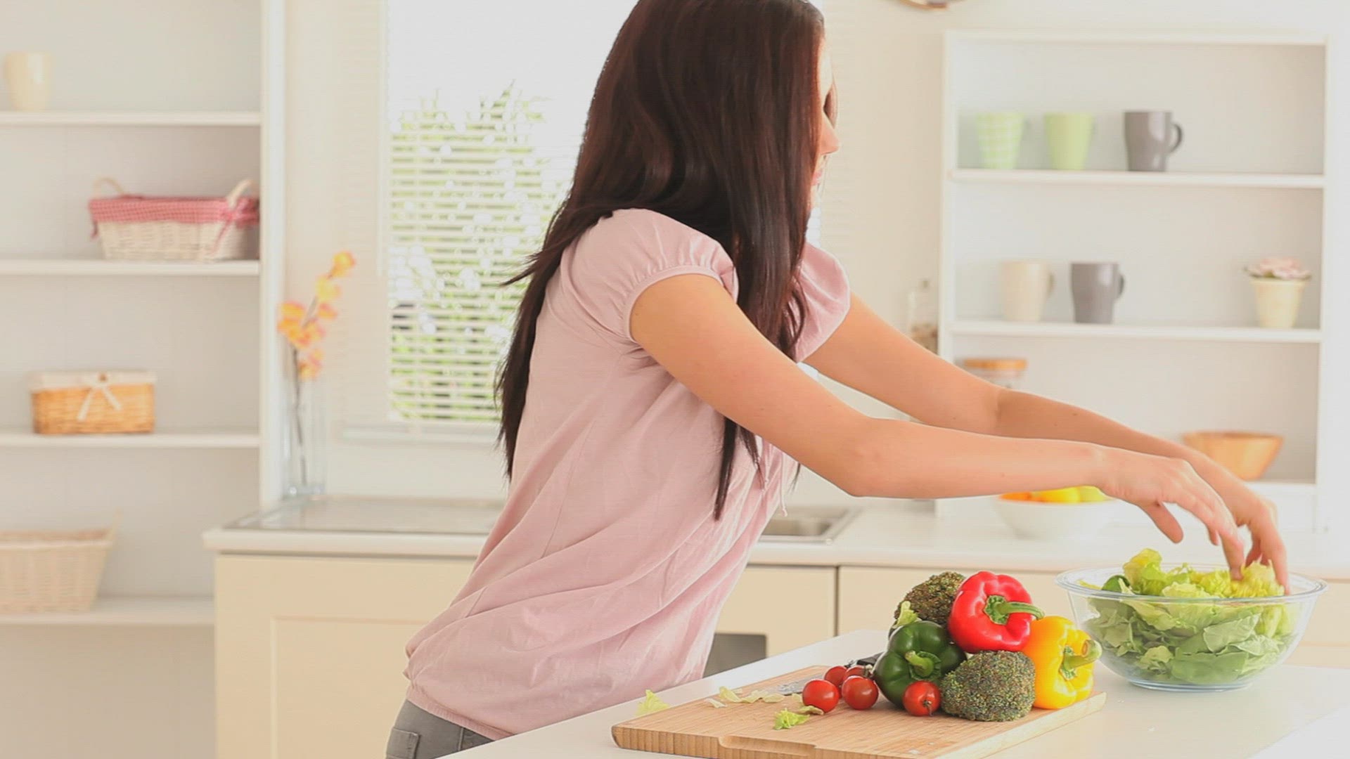 236139106 / Gourmet / Cooking / Slicing