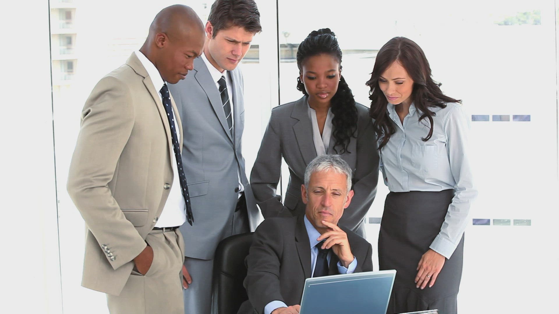 985538408 / Notebook / Businesswoman / Executive