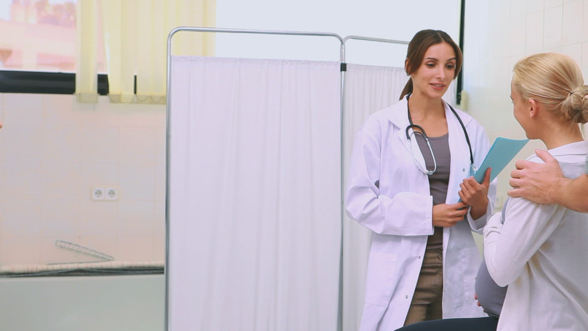 524626298 / Specialist / Doctor / Auscultation