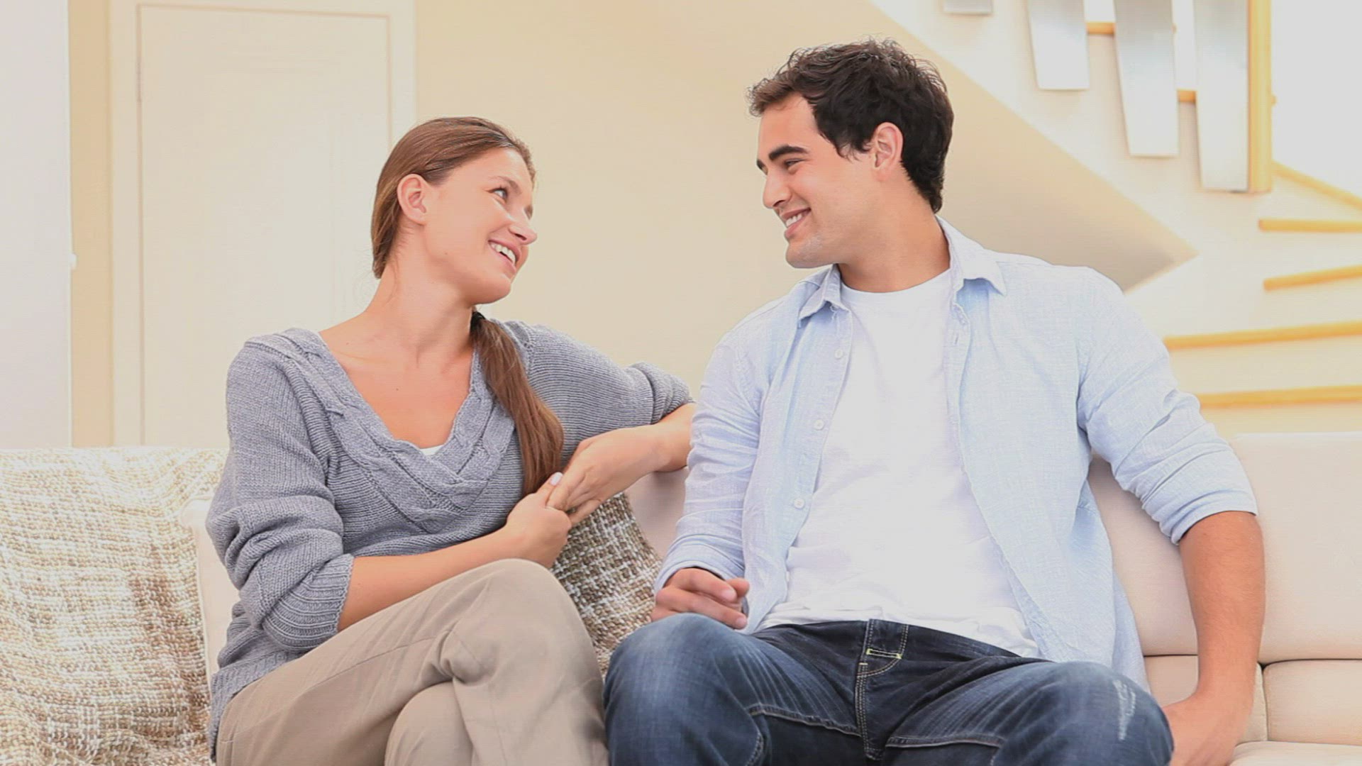592404249 / Couple / Present