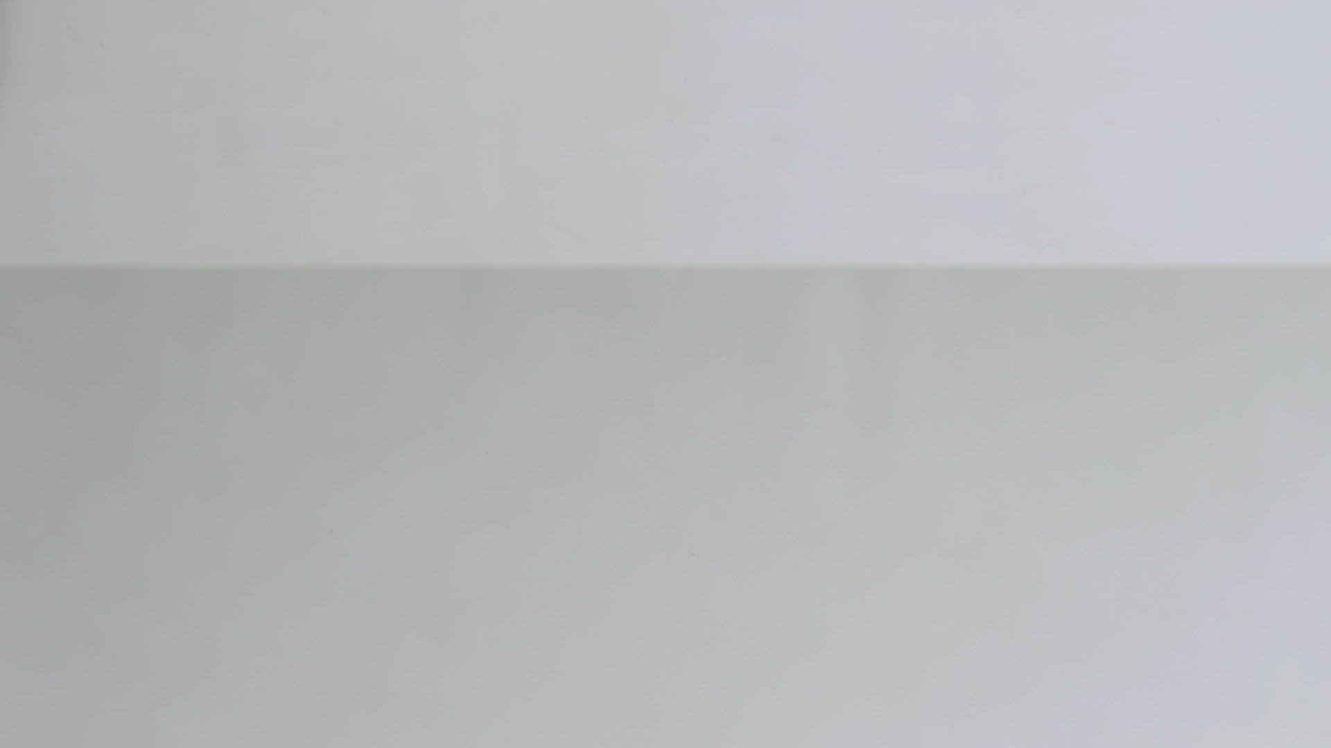 386325942 / Moving / Falling / Moving