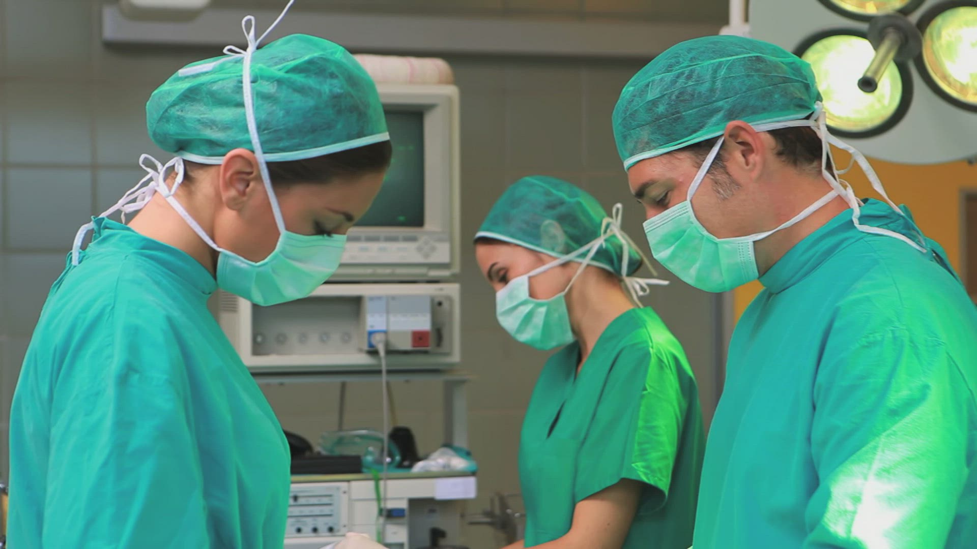 800406778 / Patient / Surgeon