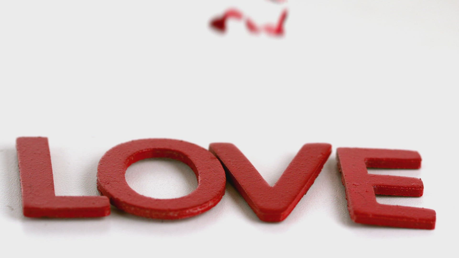 501821410 / Falling / Moving / Valentine's Day