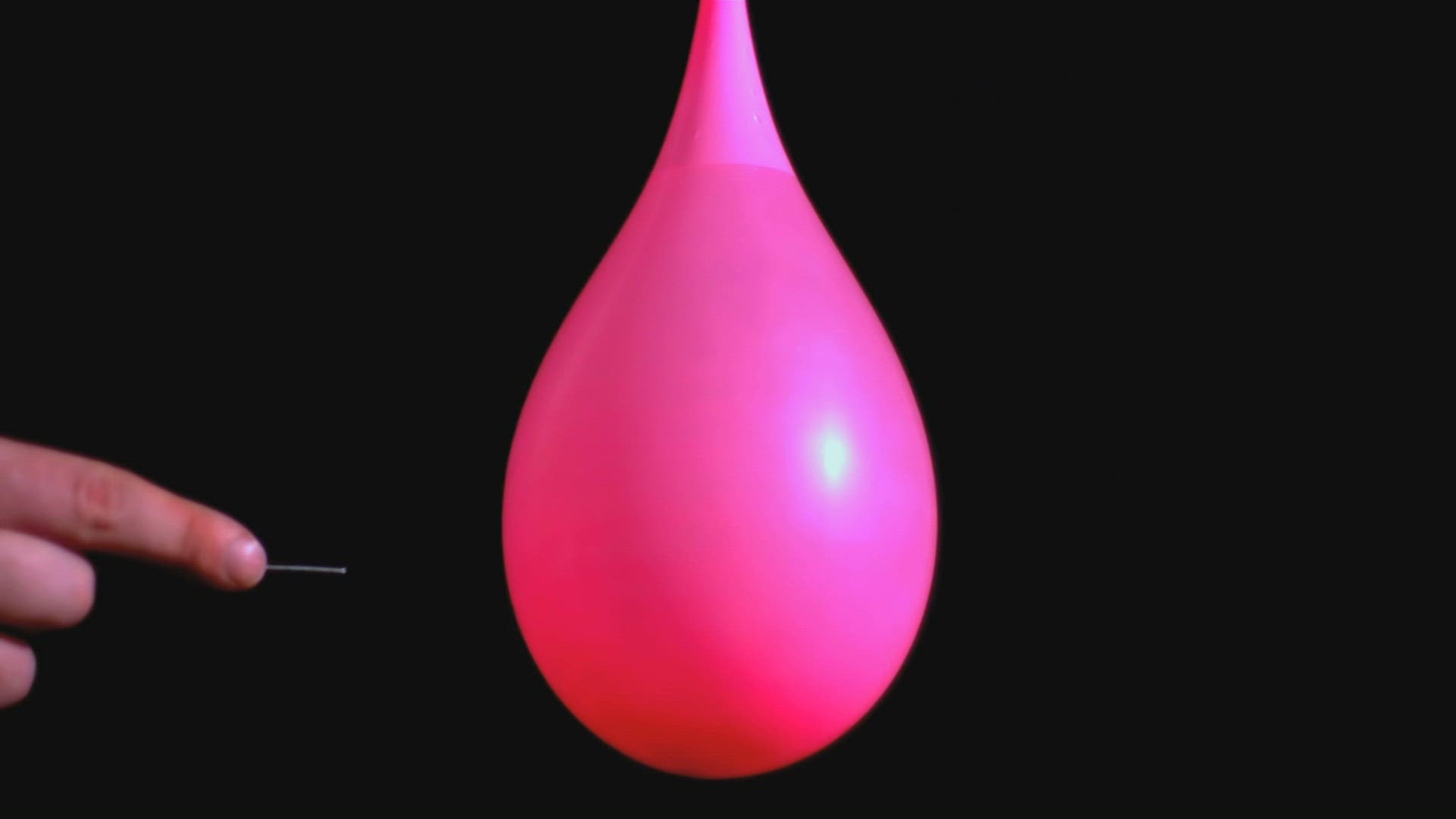 704914445 / Splashing / Spilling / Moving