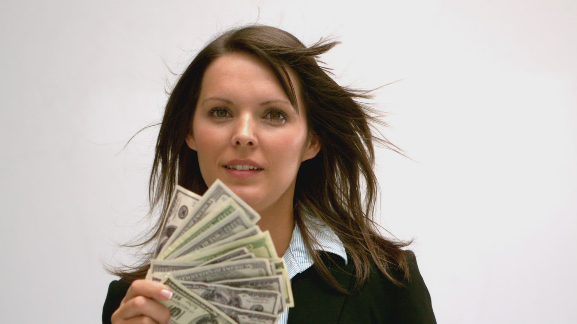 600856695 / Fanning / Businesswoman / Moving