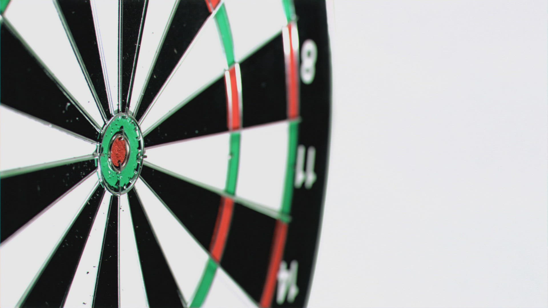 620638615 / Dart / Target / Flying / Slowmotion