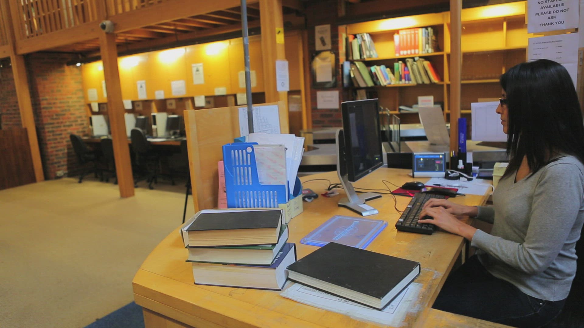 974247263 / Student / Library / University