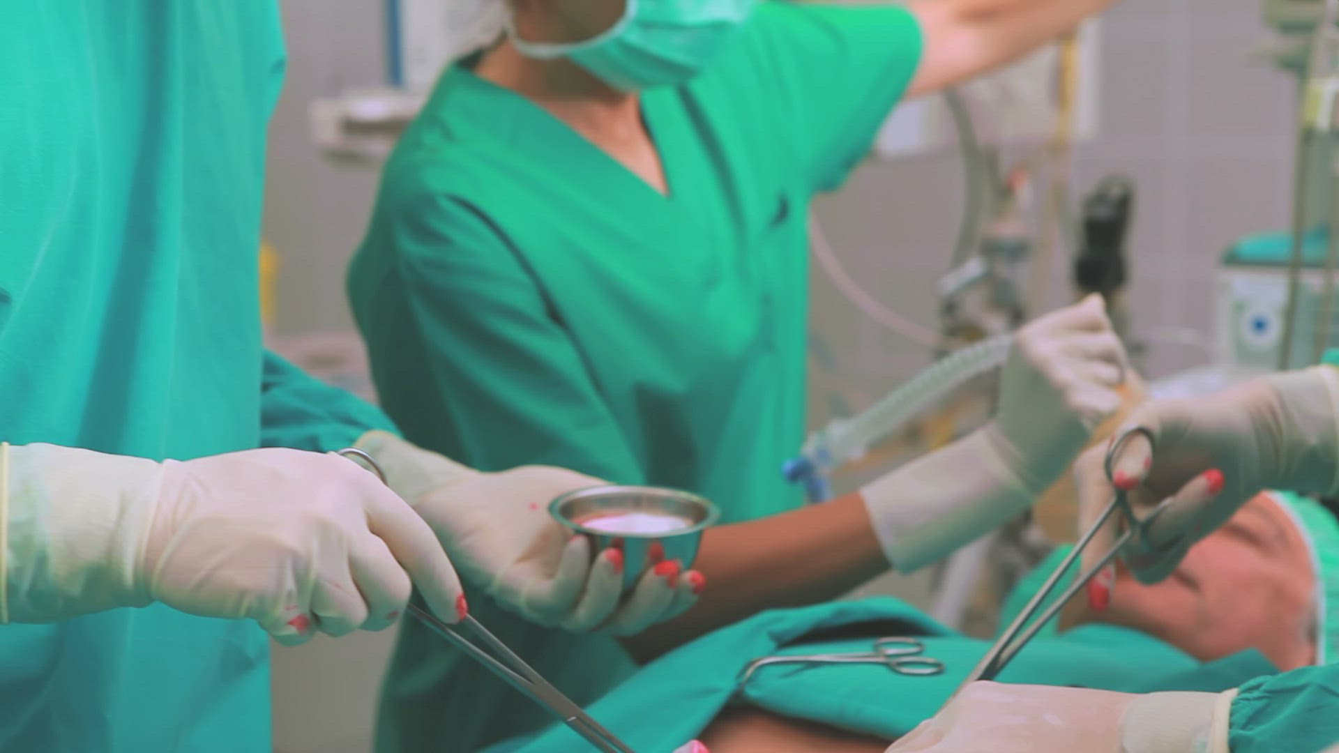 586454306 / Patient / Surgeon / ECD