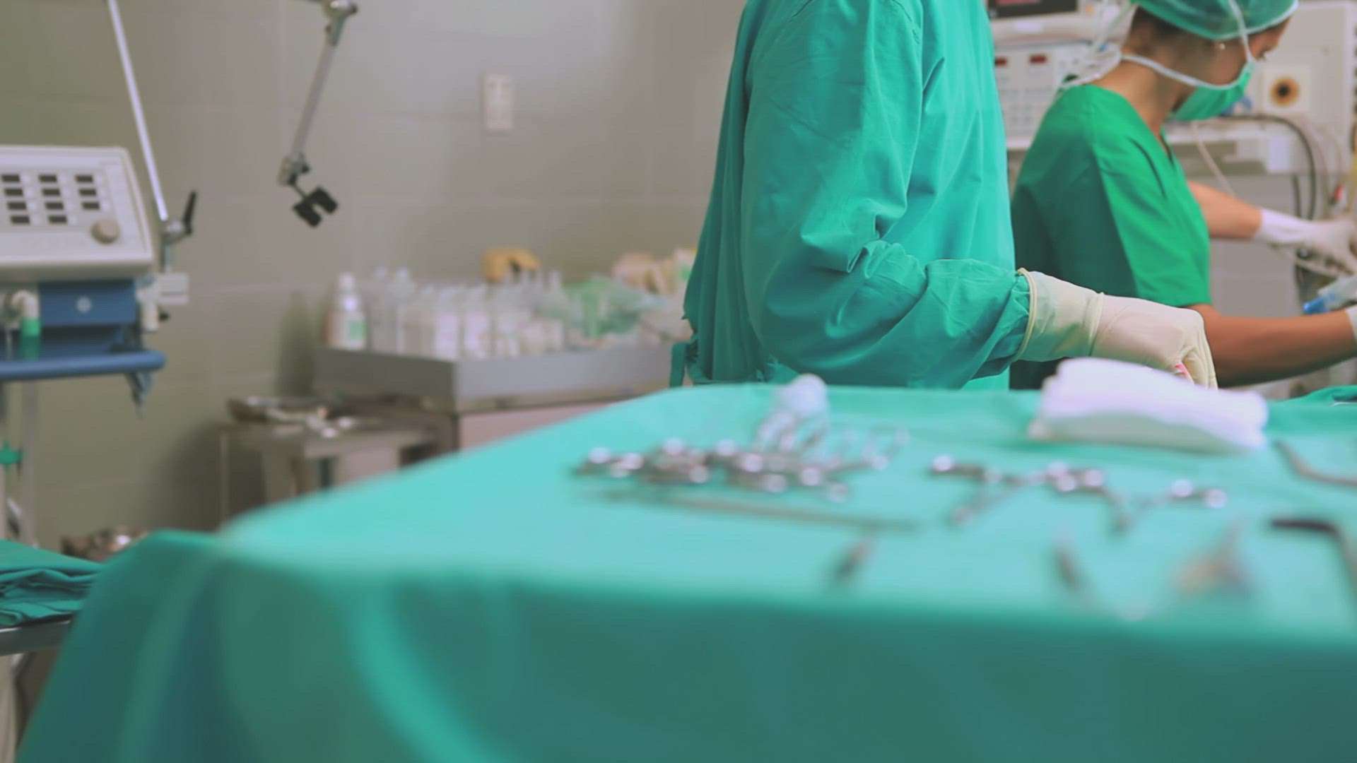 689610066 / Patient / Surgeon / ECD