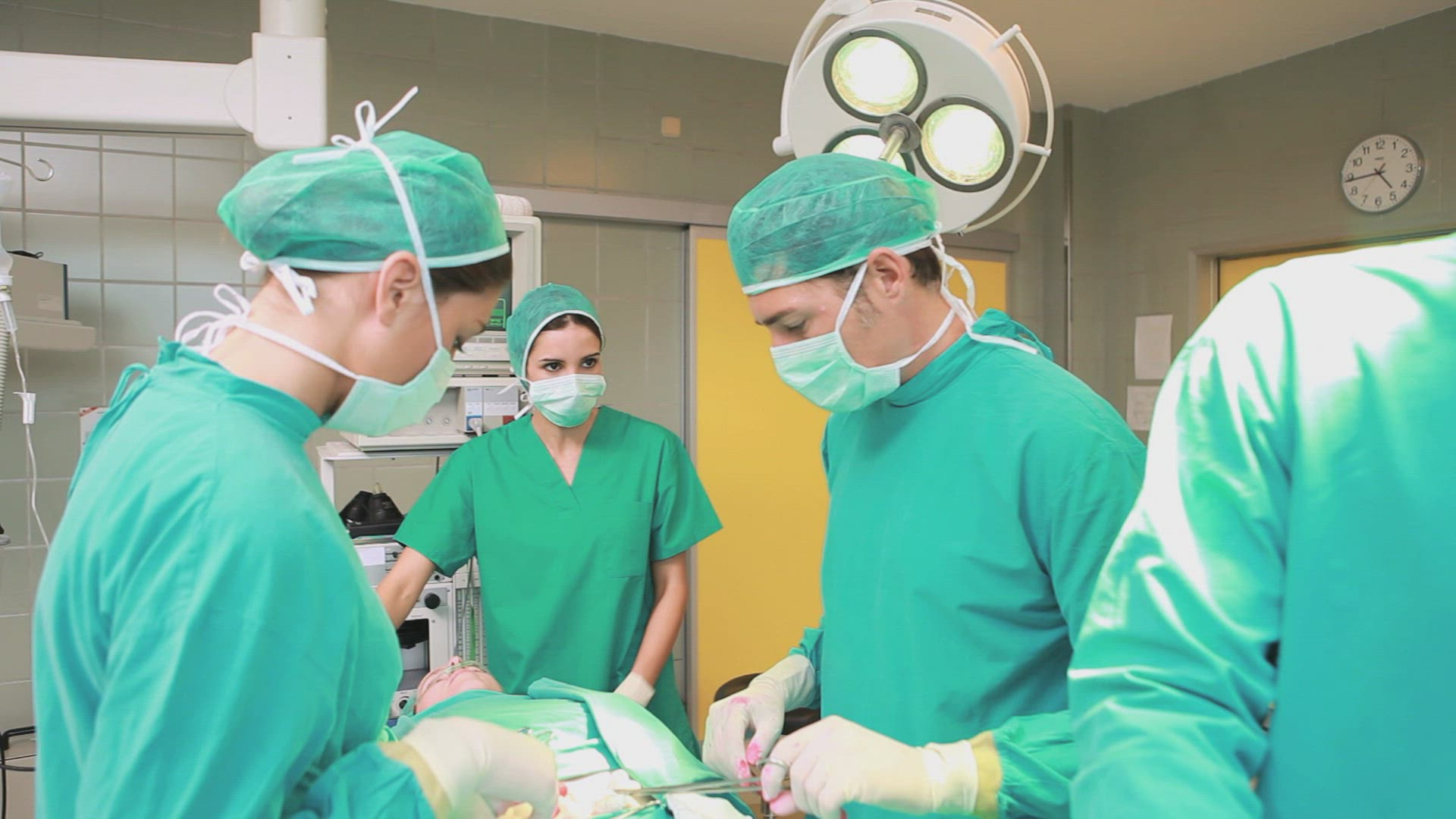 545231479 / Patient / Surgeon