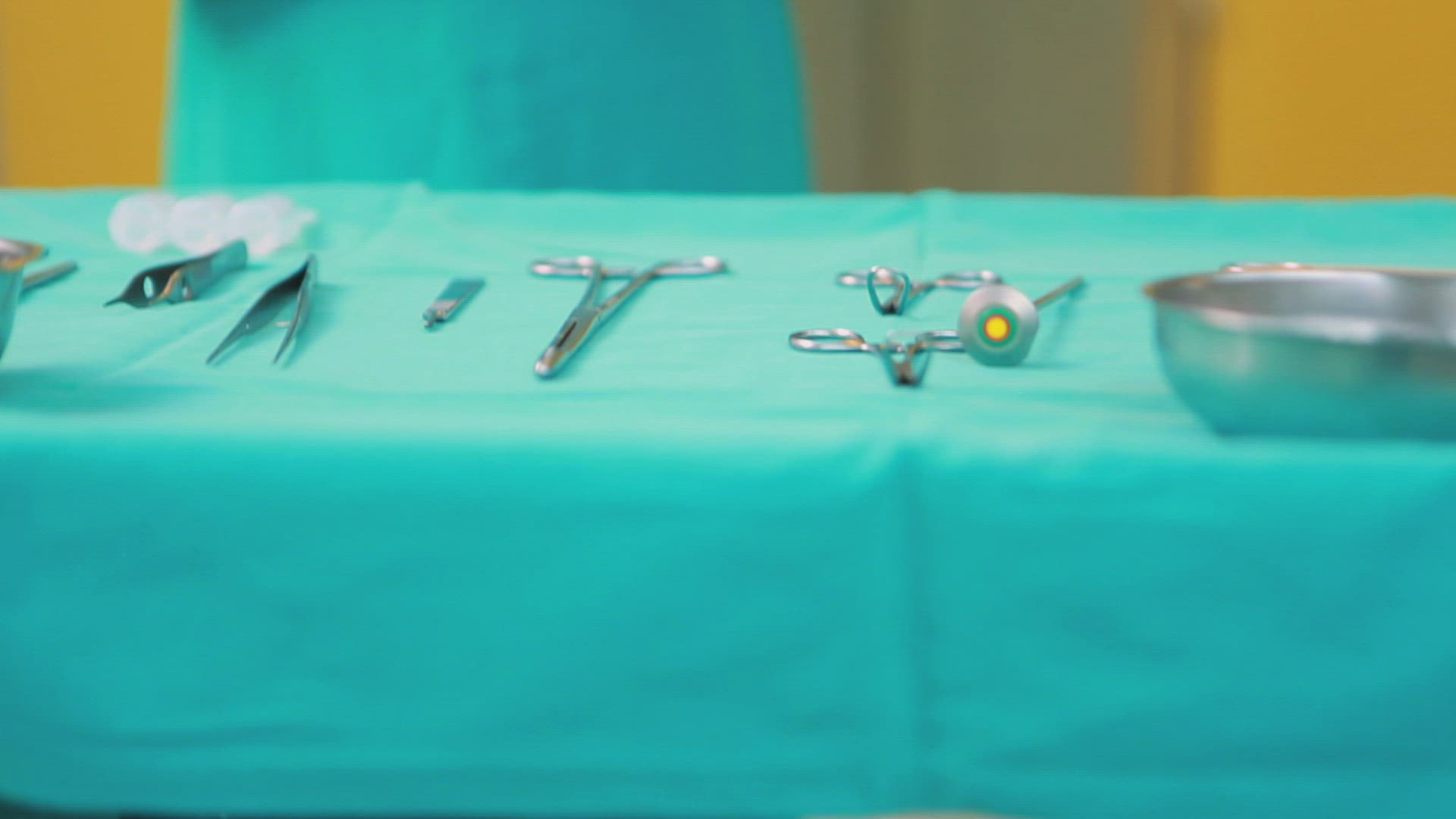 485178544 / Thinking / Surgeon