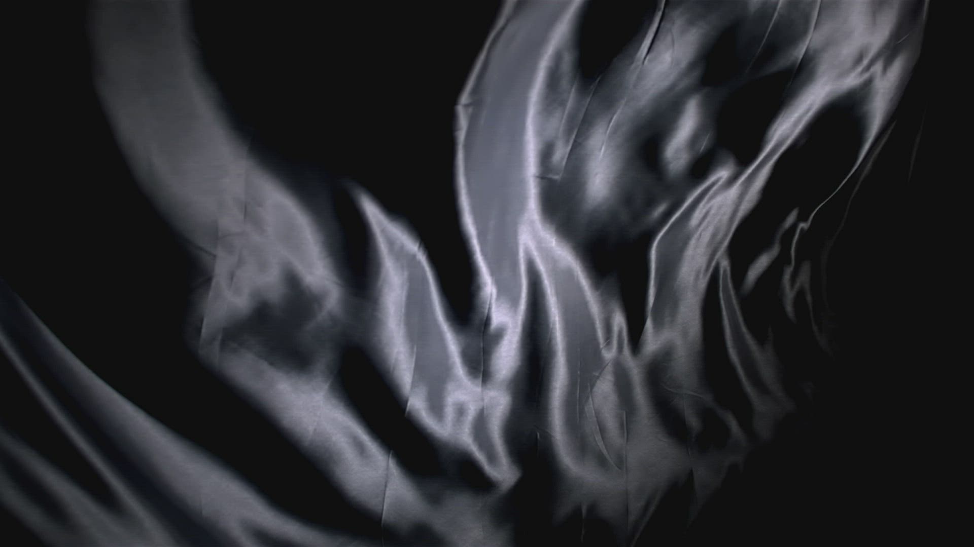 341857740 / Wave / Moving