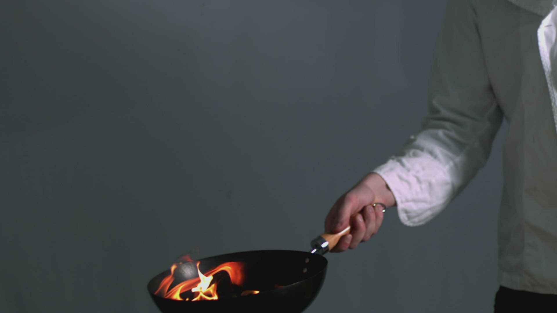 955637736 / Roasting / Stir Frying