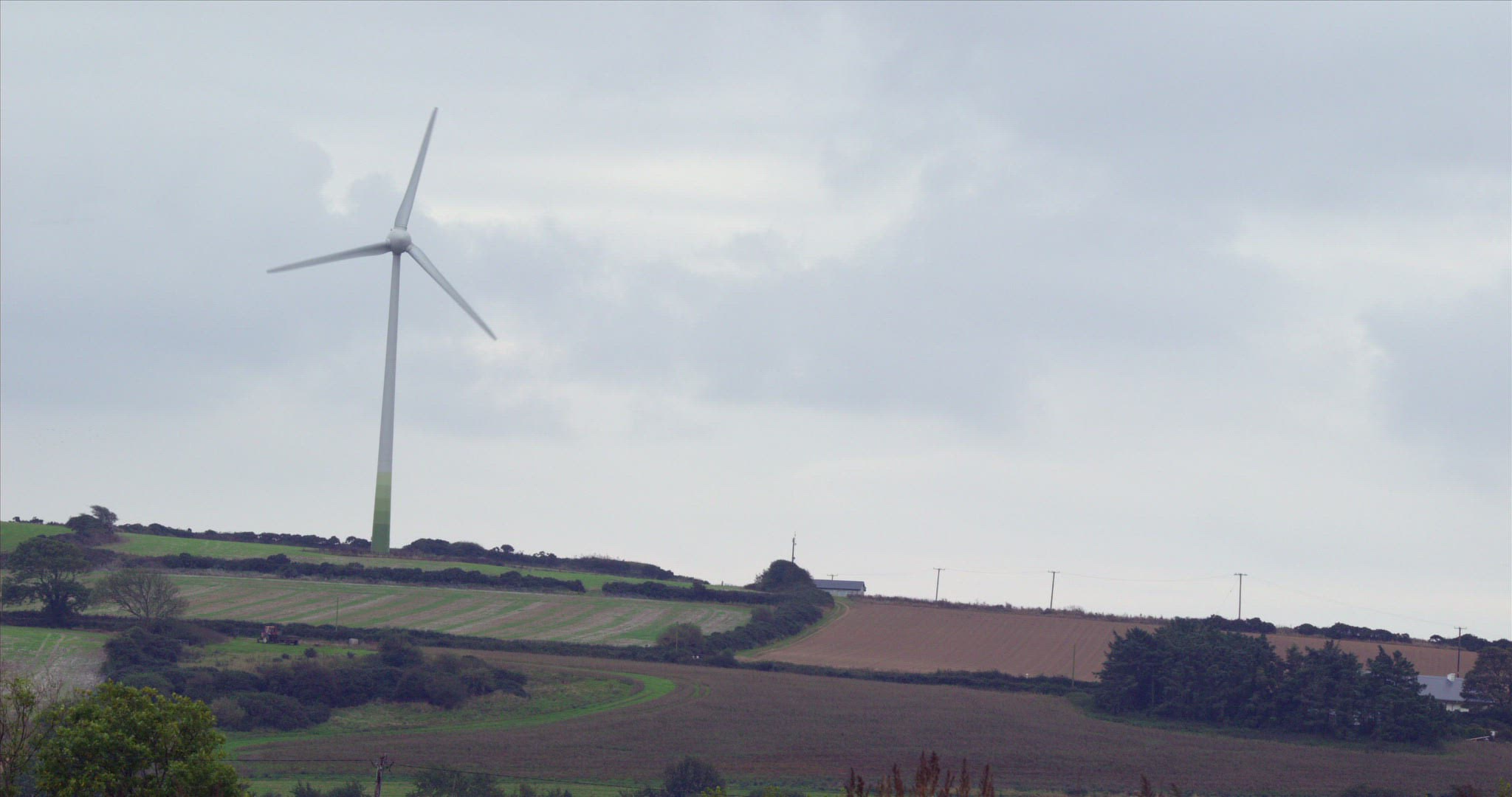 991090747 / Wind Turbine / Meadow