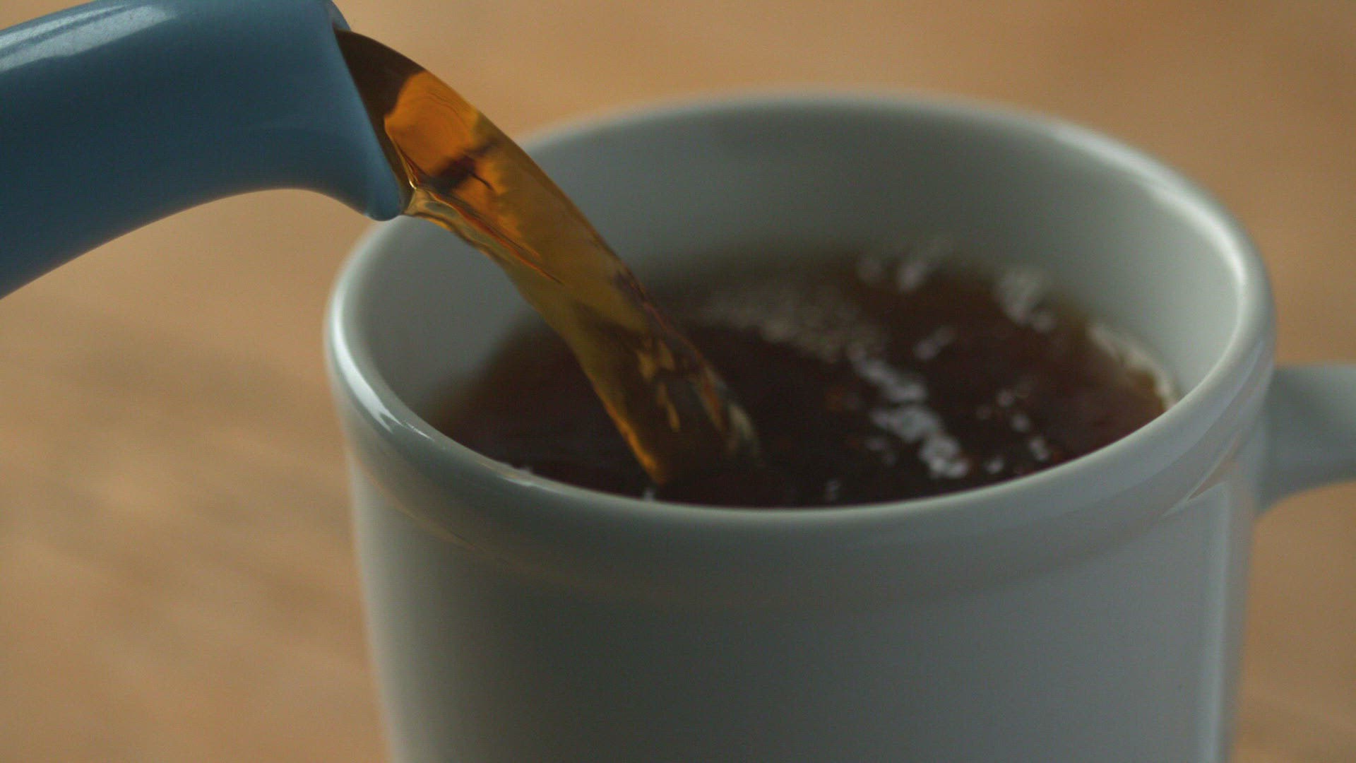 934510871 / Tea / Preparing