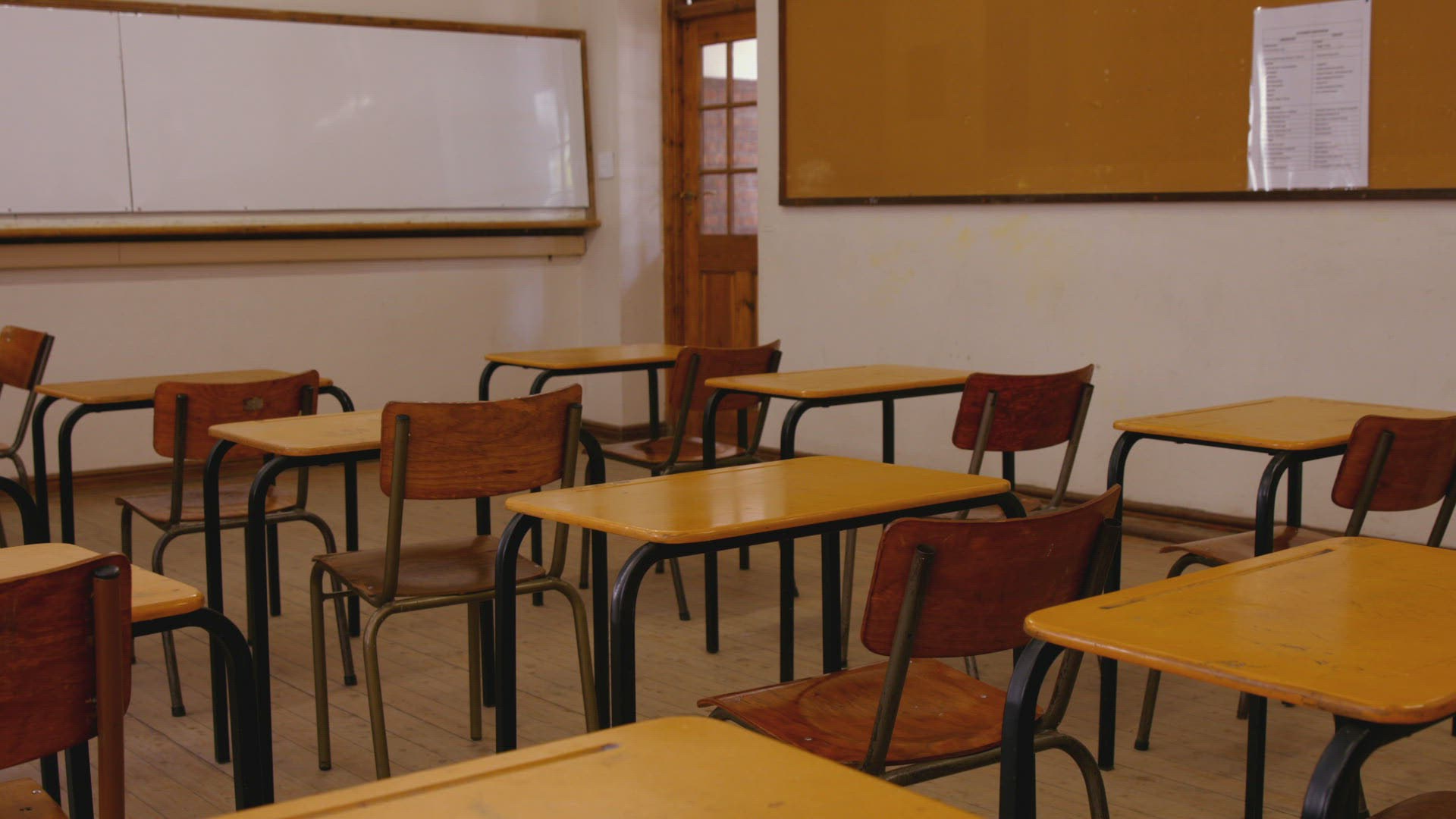 557646299 / Learning / University / Classroom