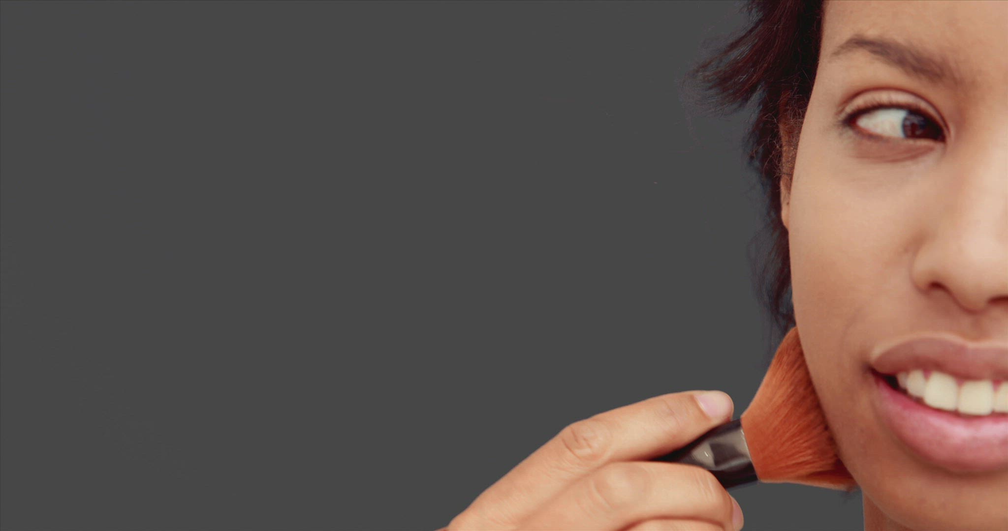 695213293 / People / Make-up Stylist / Multi-Ethnic People