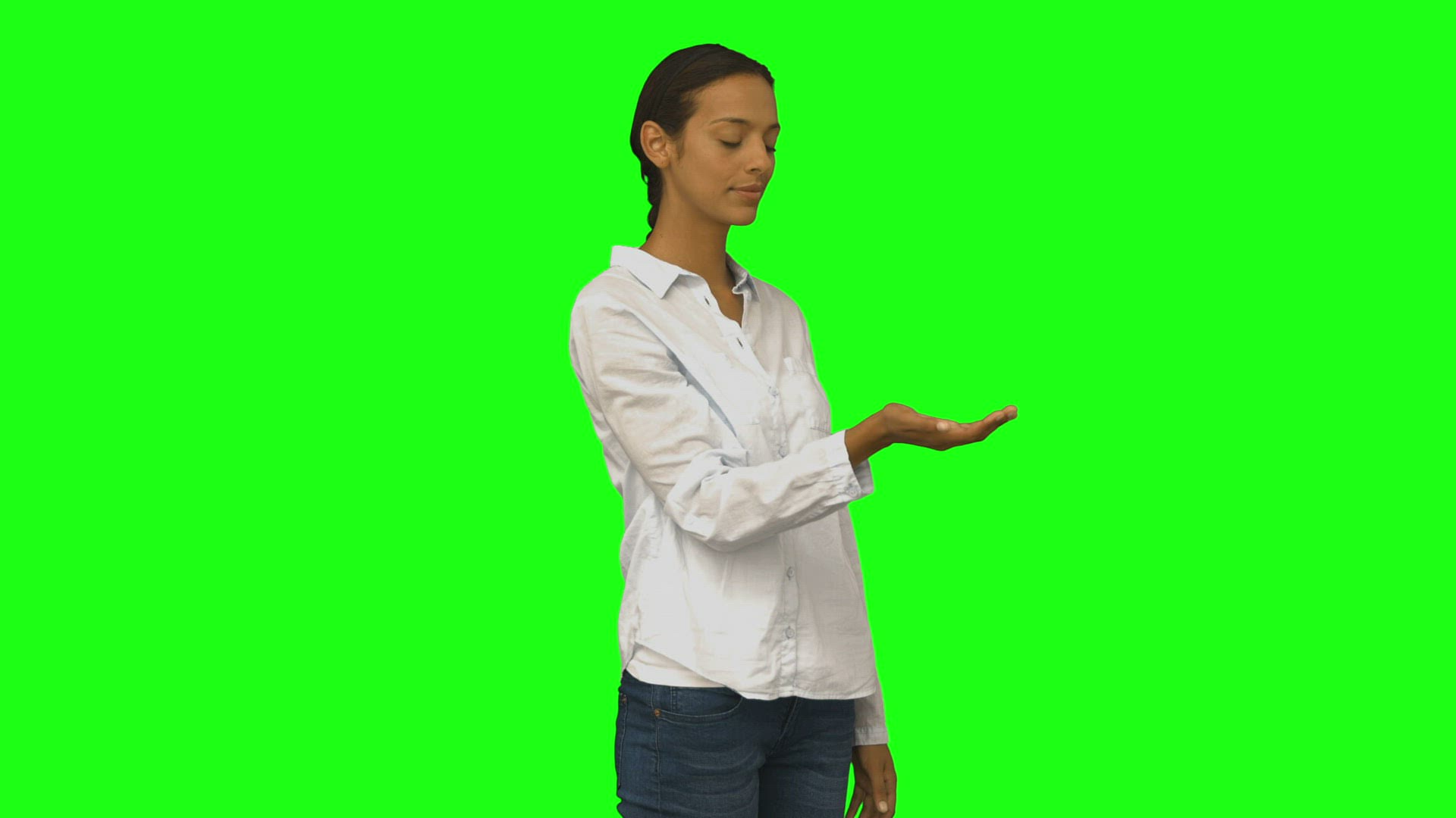 302012209 / People / Presenting / Standing