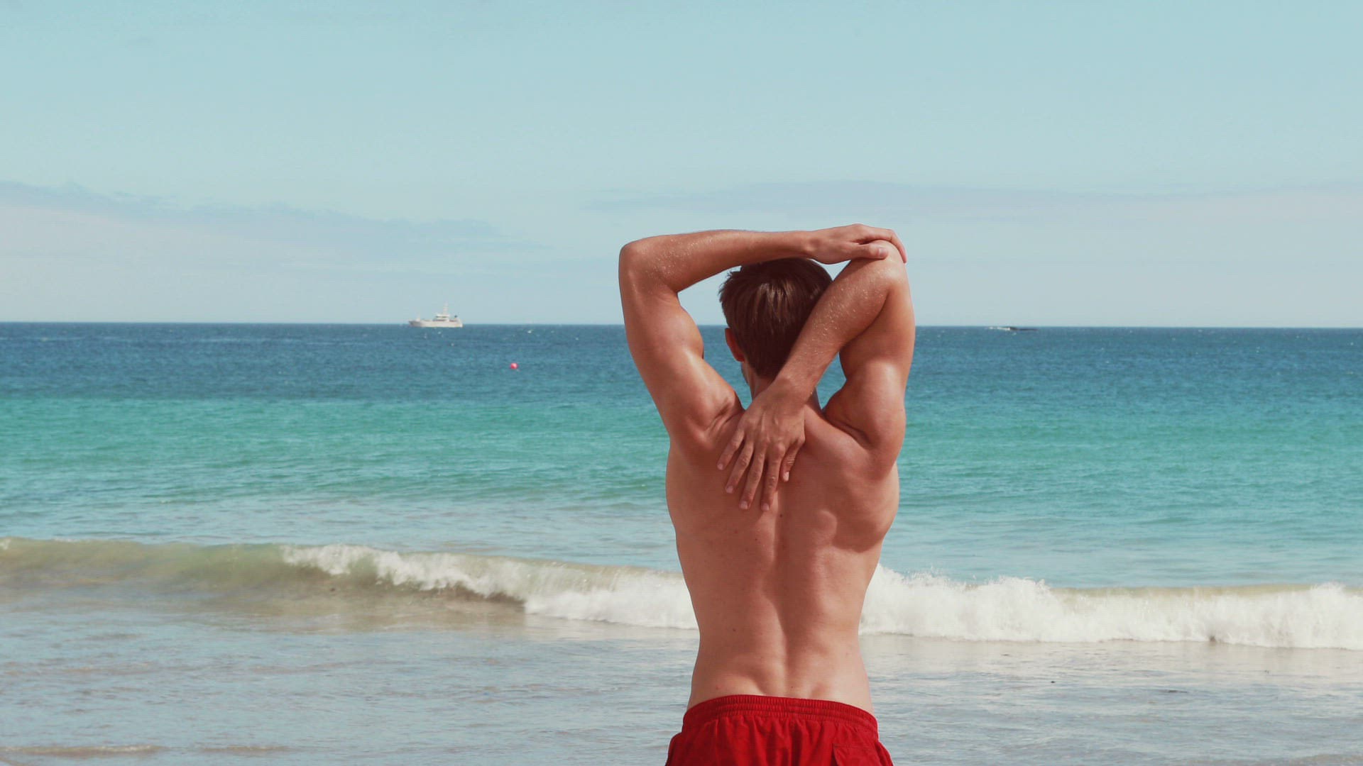 862472784 / People / Relaxation Exercise / Beach