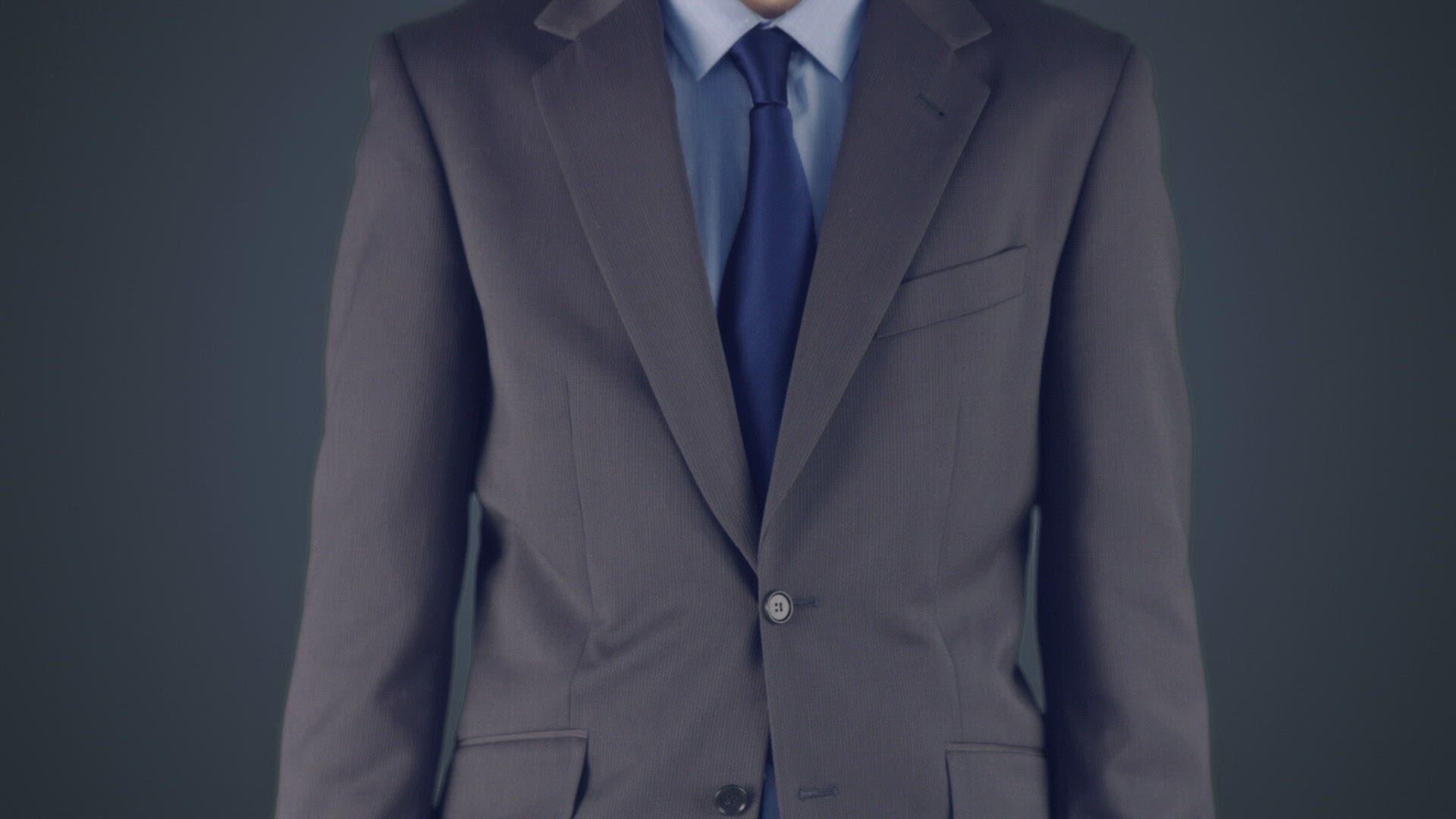 599638980 / Presenting / Businessman / Business People