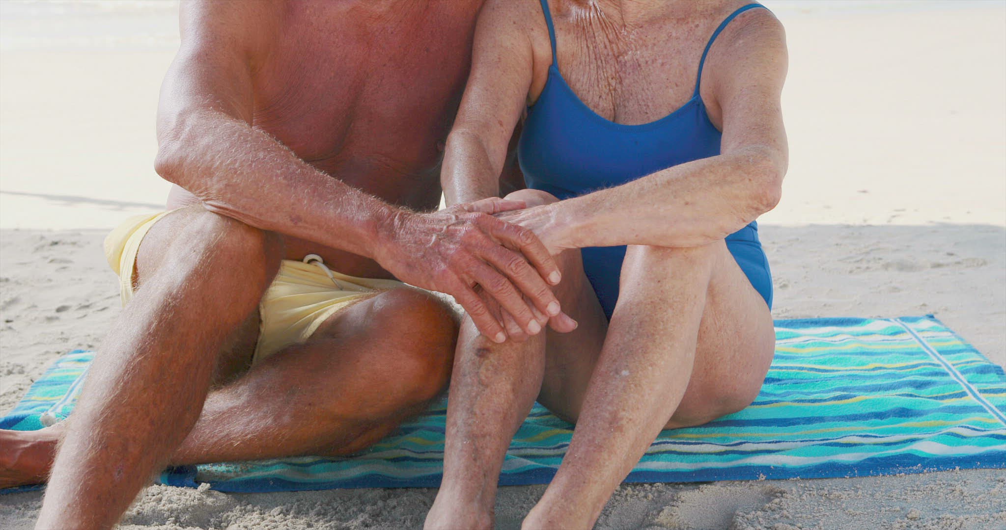 752285276 / Seniors / Smiling / Coast 752285276 / Seniors / Smiling / Coast