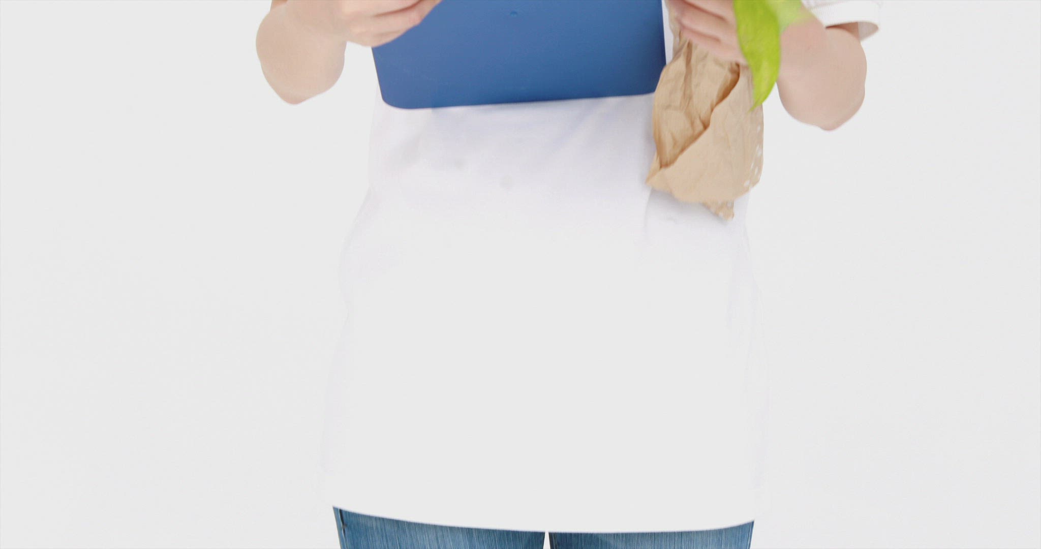 611433292 / People / Worker / Courier