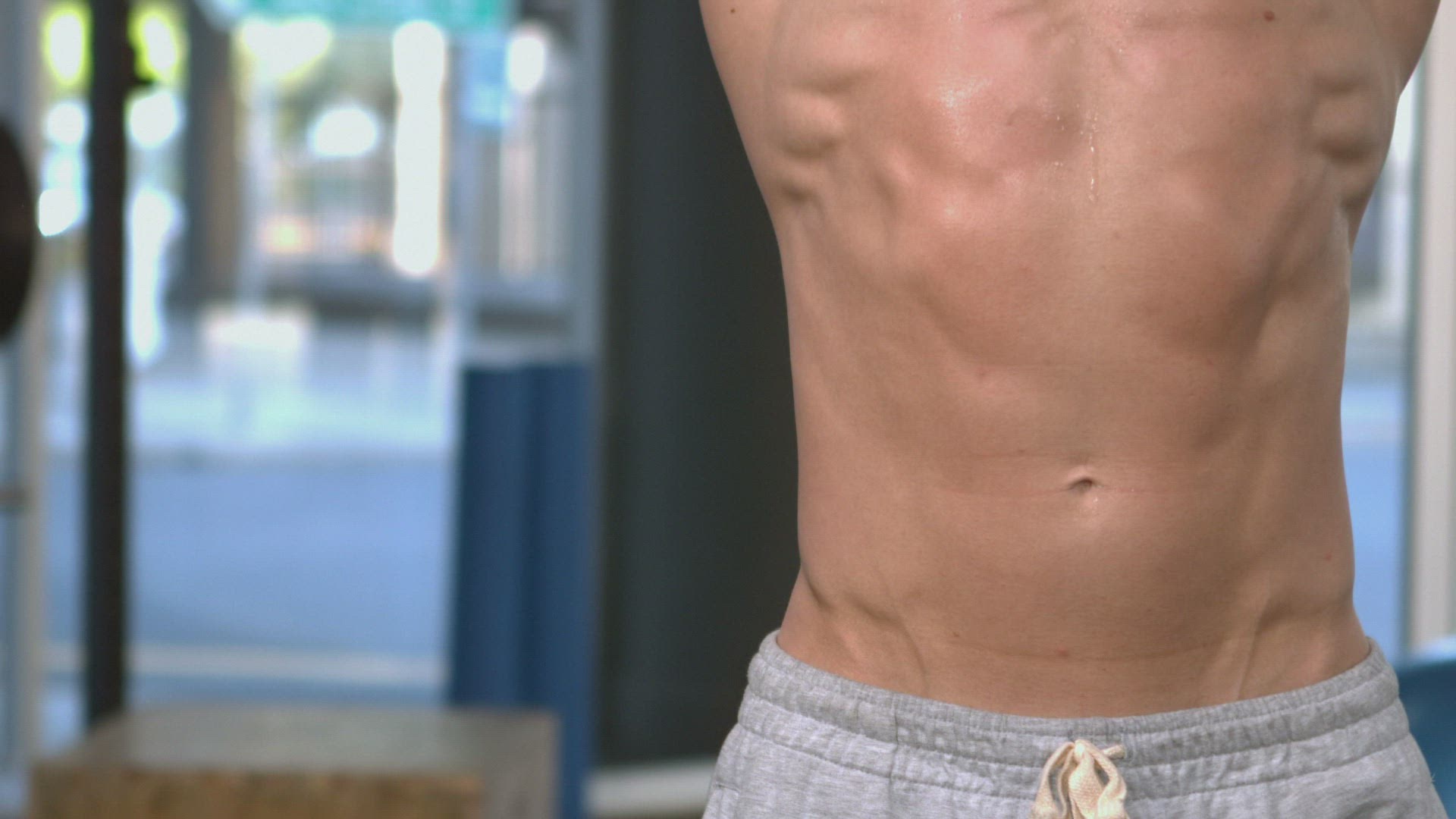 113504128 / Masculinity / Moving / Work Out