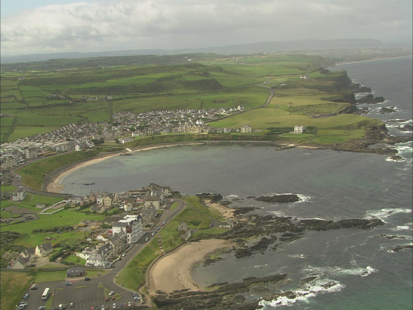 722009542 / Rocky Coast / Ireland
