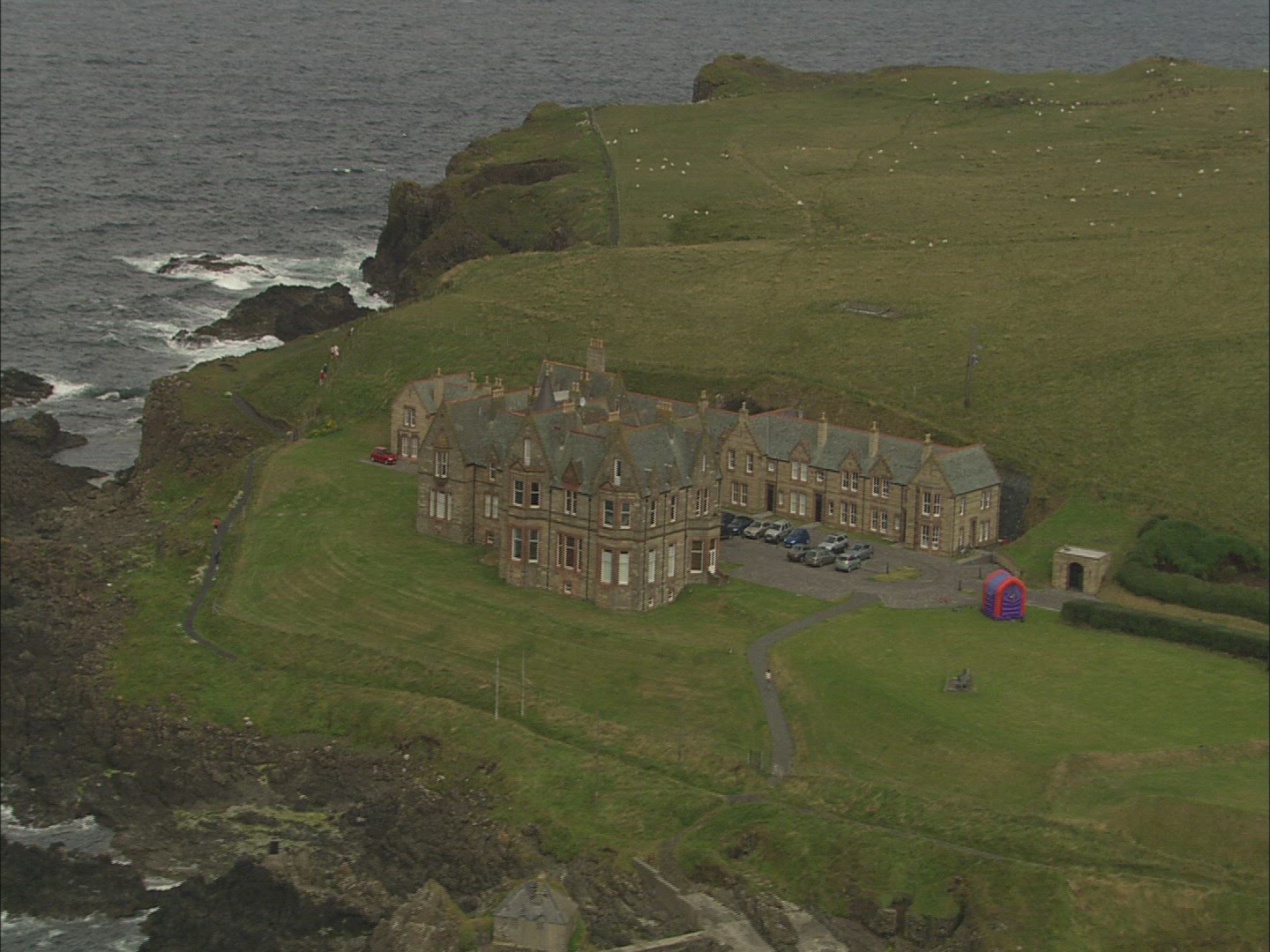 557919046 / Rocky Coast / Ireland