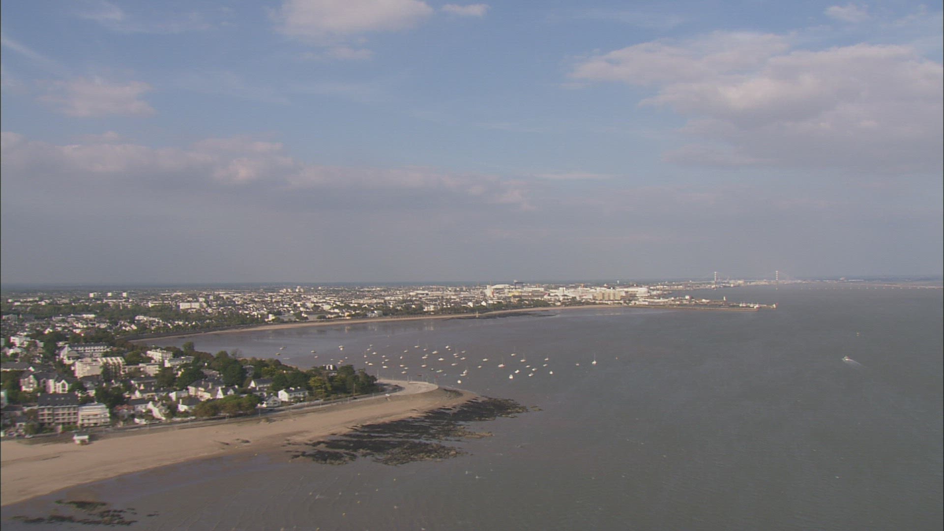 813471899 / Harbor / Pays-de-la-Loire / France / Aerial