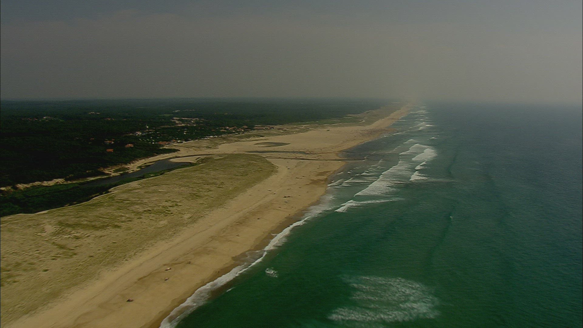 882126814 / Beach / Côte d'Argent / France / Aerial